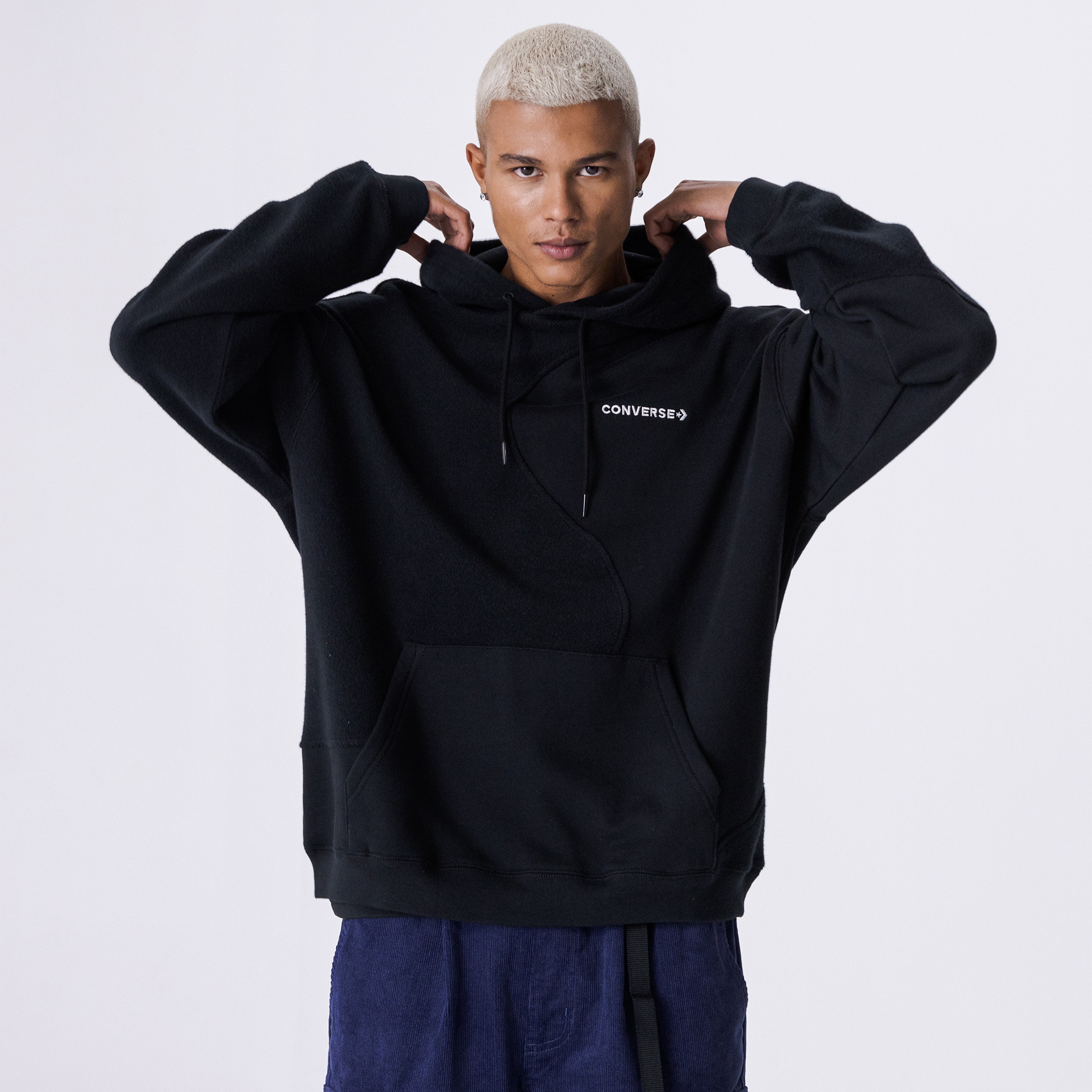 Converse Dynamic Blocking Pullover Erkek Siyah Hoodie