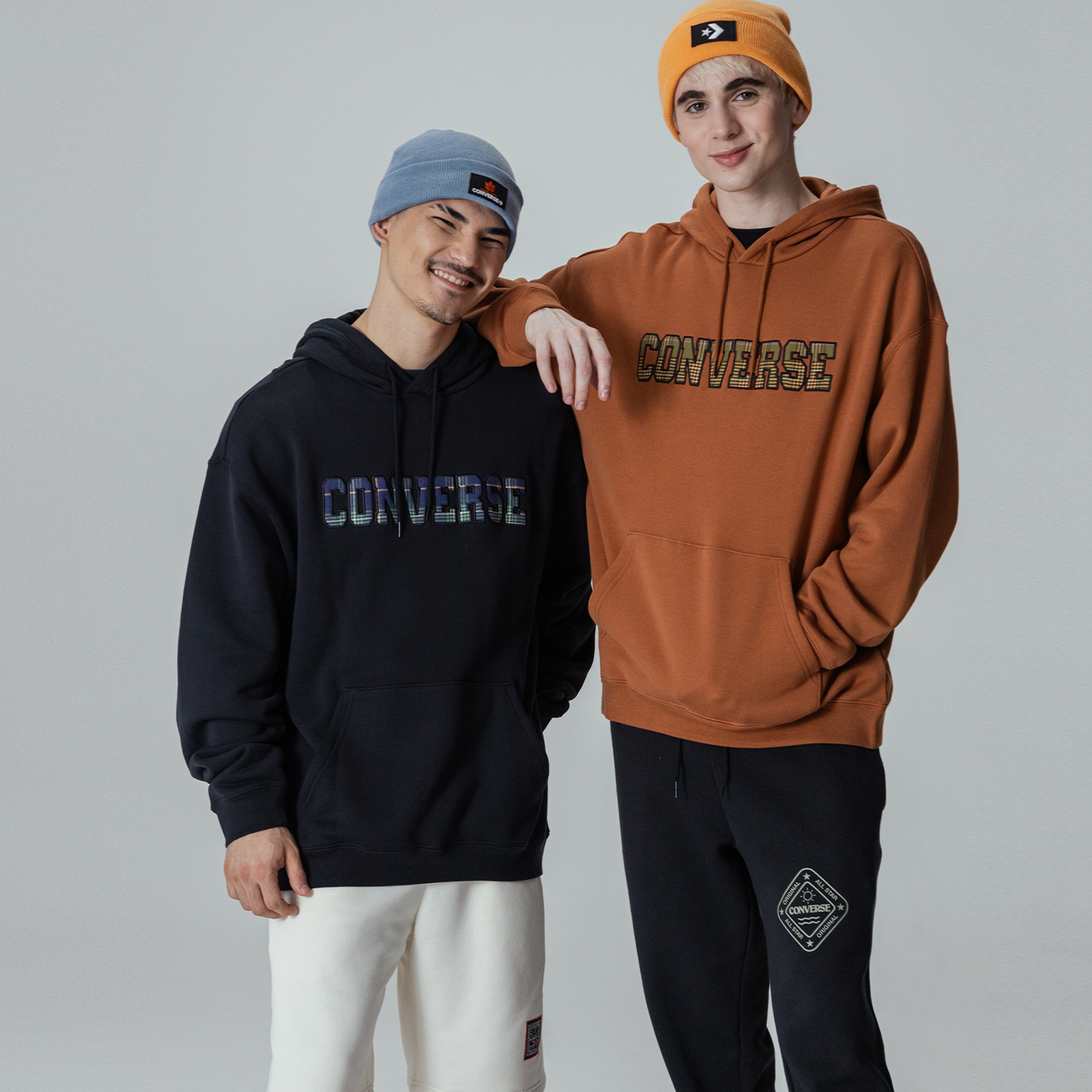 Converse Ssnl Elevated Logo Graphic Erkek Siyah Hoodie