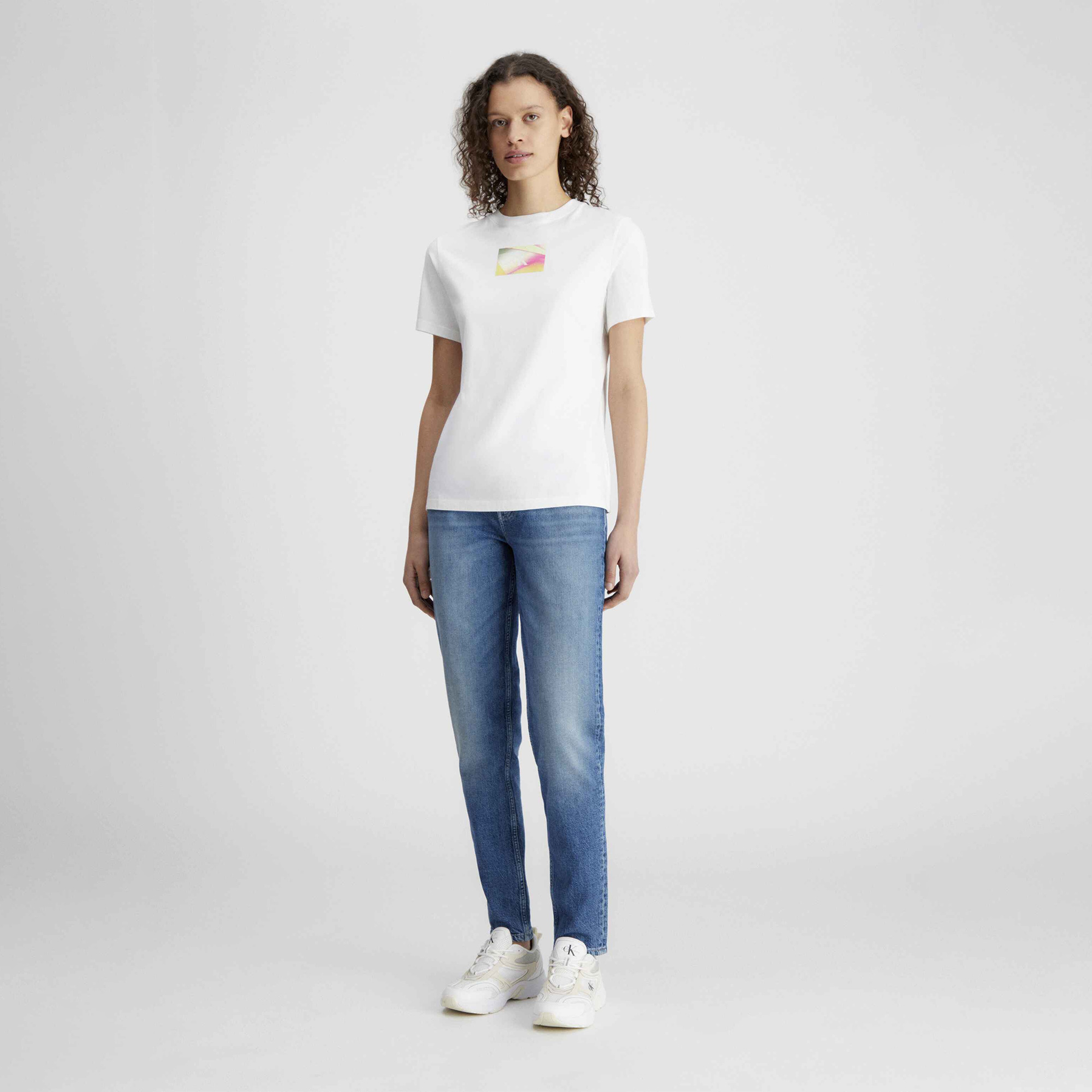 Calvin Klein Kadın Beyaz Tshirt