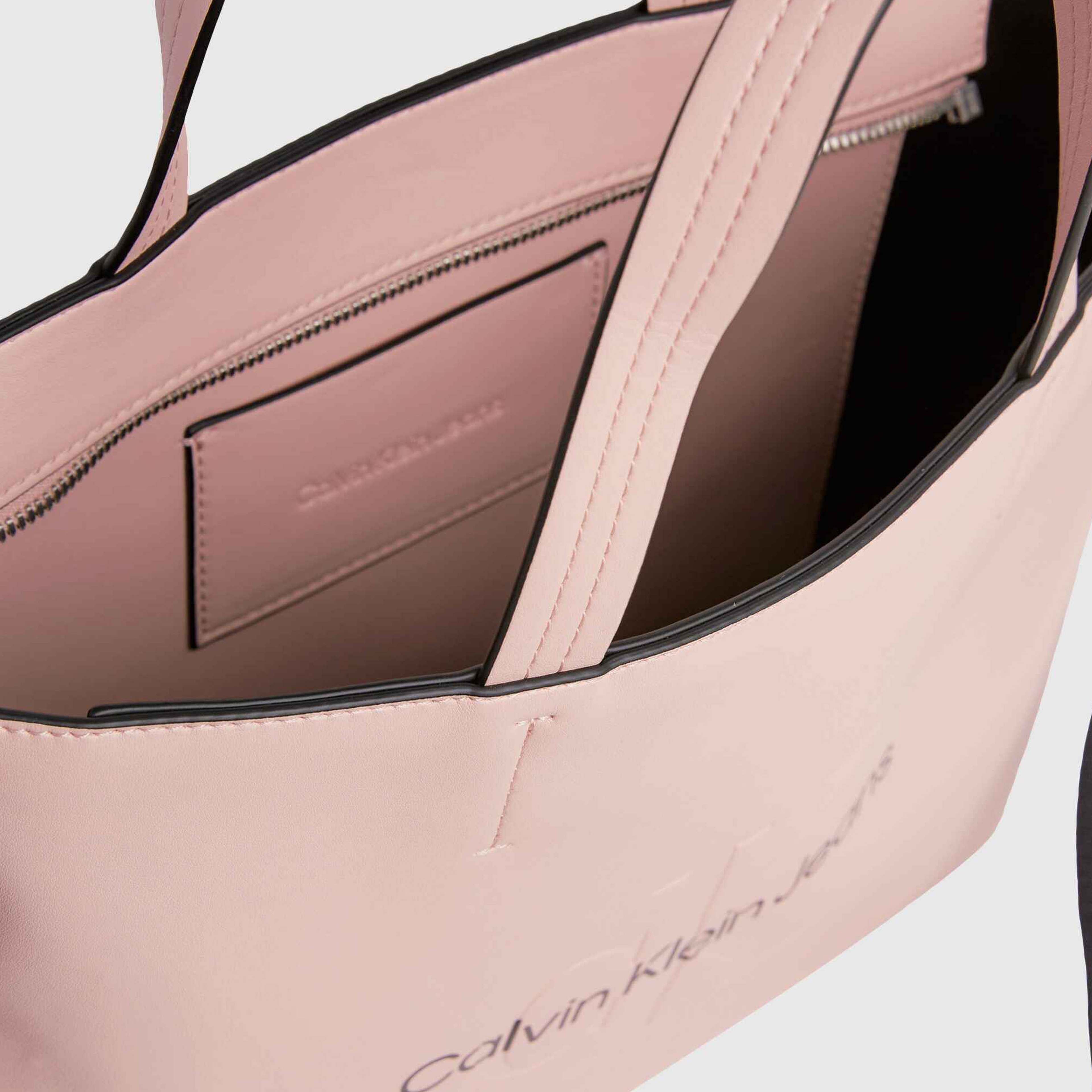 Calvin Klein Kadın Pembe Çanta