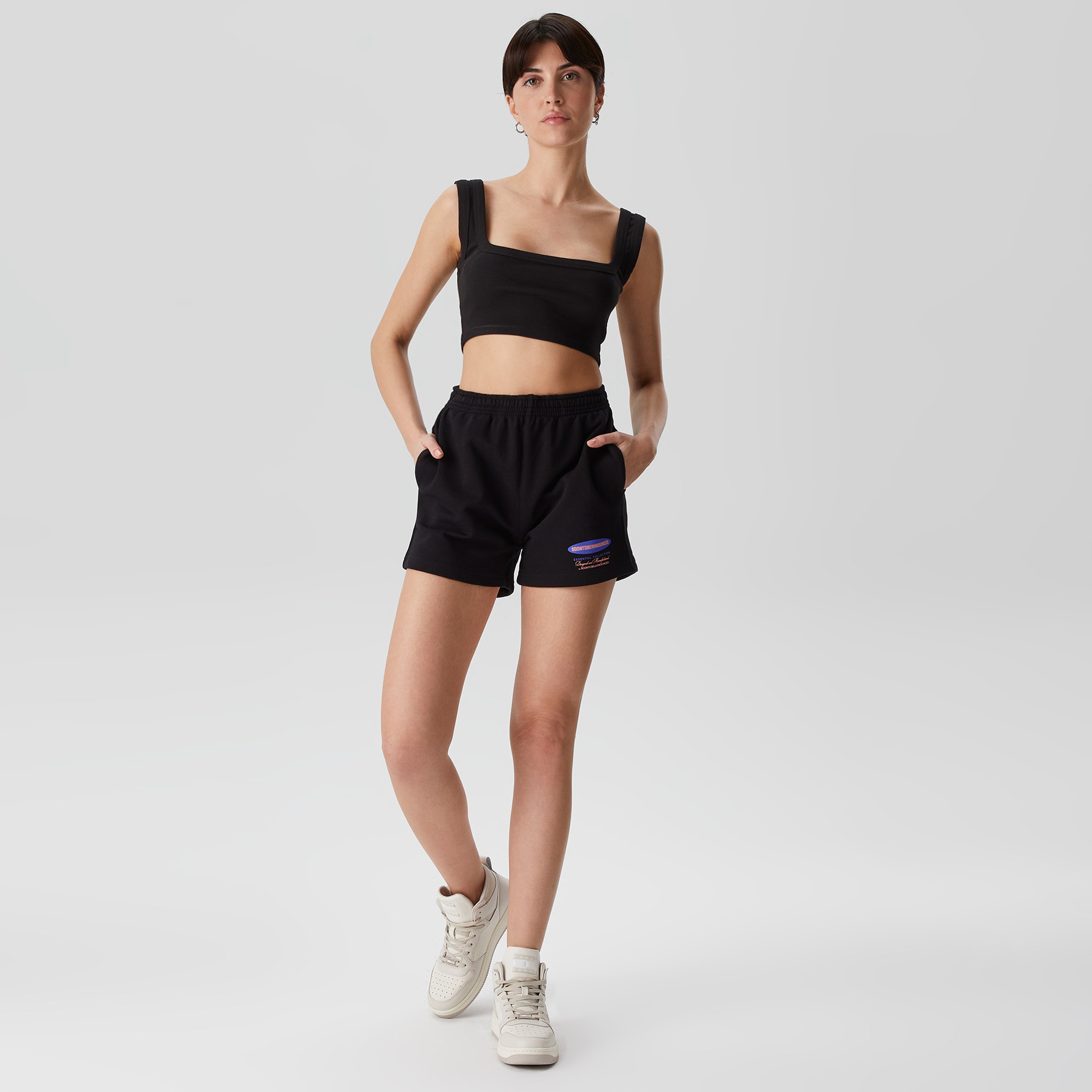 Soon To Be Announced Essentials Kadın Siyah Şort