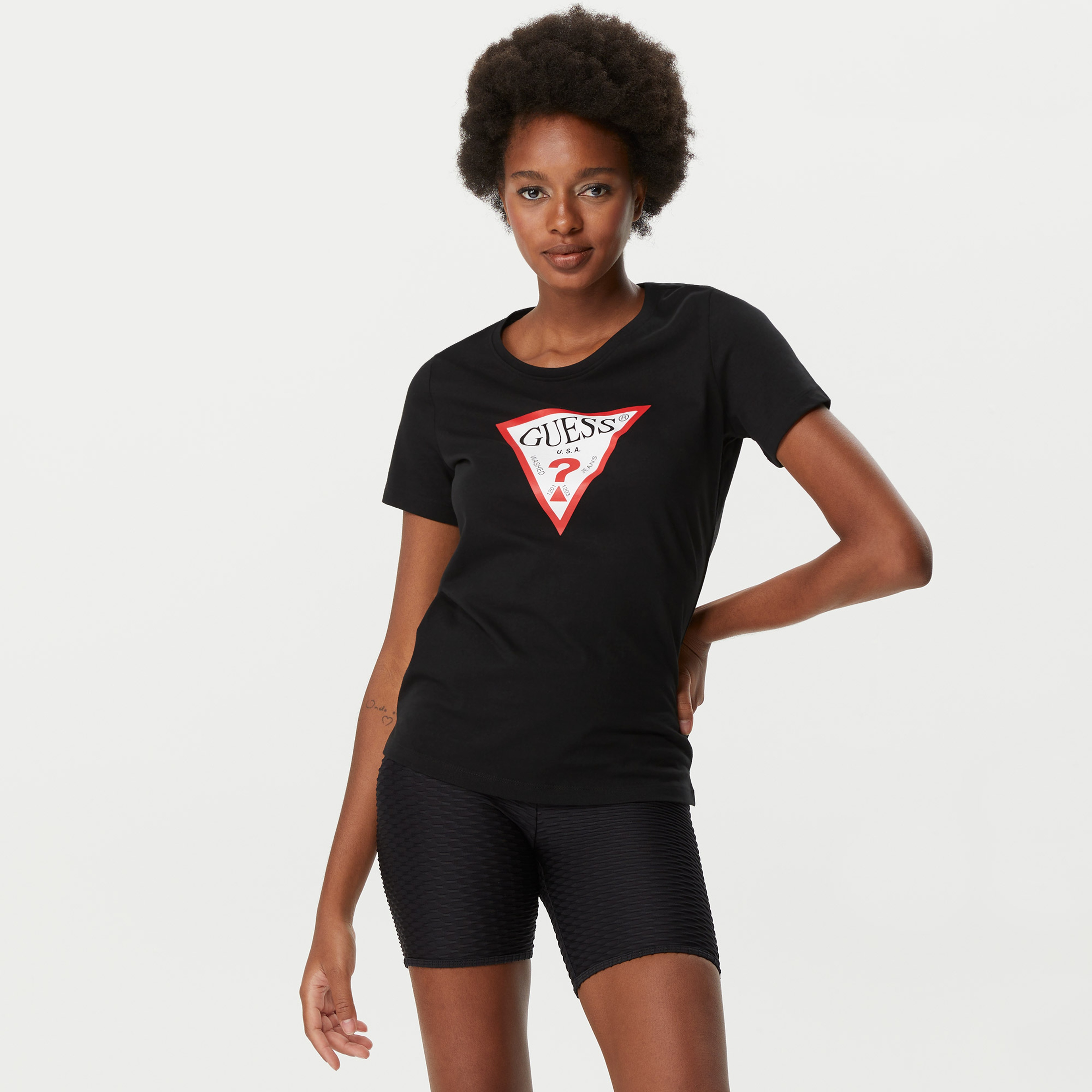 Guess Kadın Siyah Tshirt