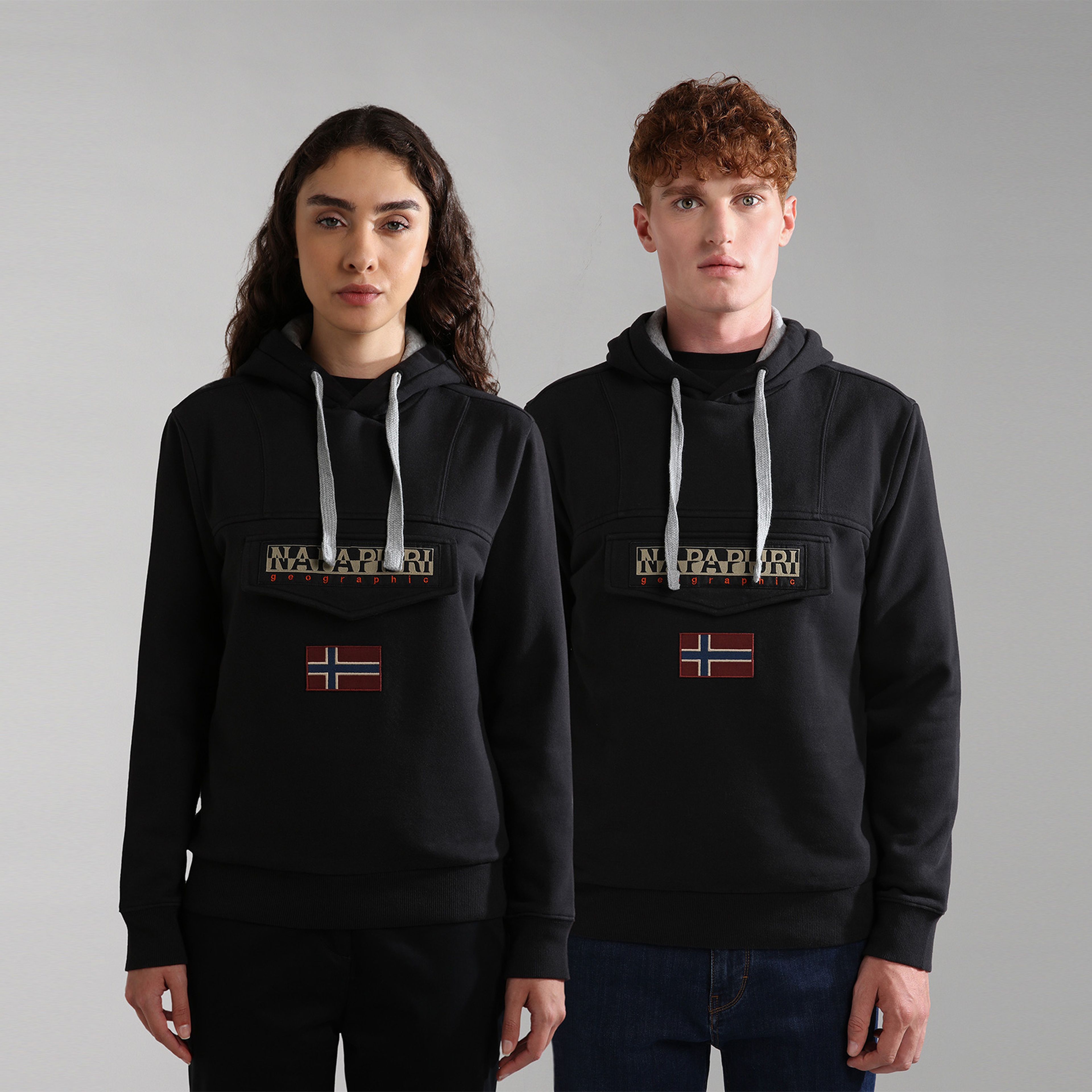 Napapijri Erkek Siyah Kapüşonlu Sweatshirt