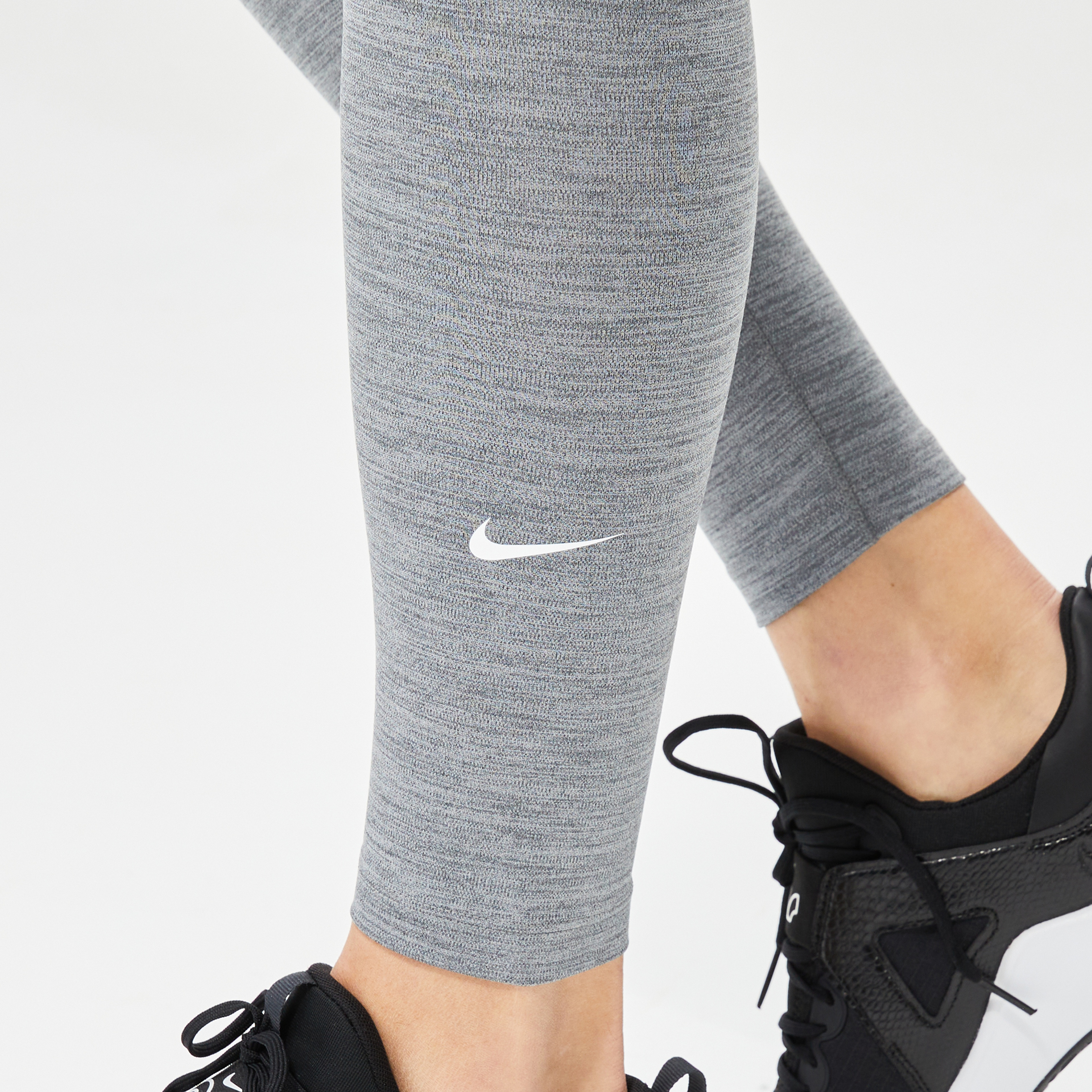 Nike Kadın Gri Tayt
