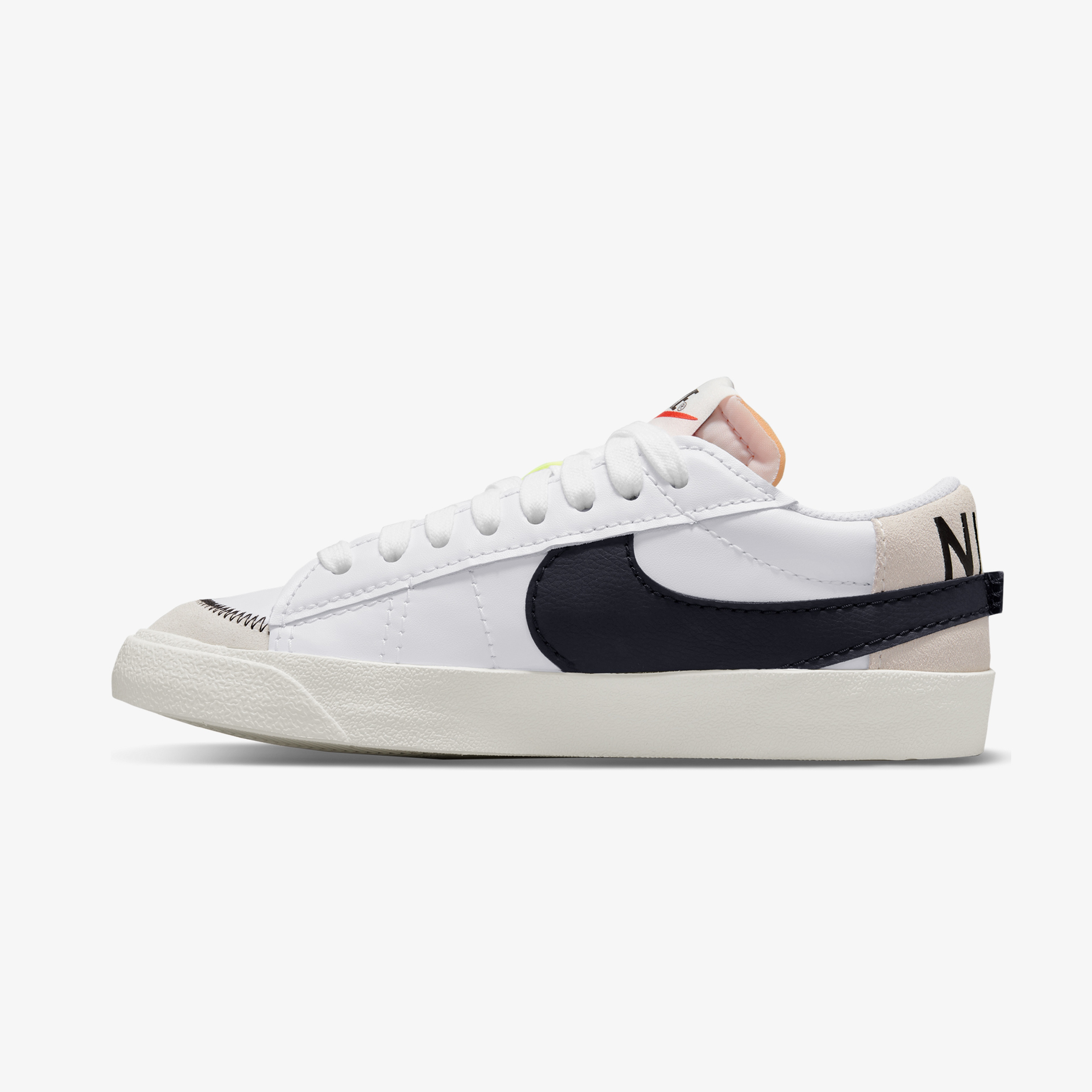 Nike Blazer Low '77 Jumbo Erkek Beyaz Spor Ayakkabı