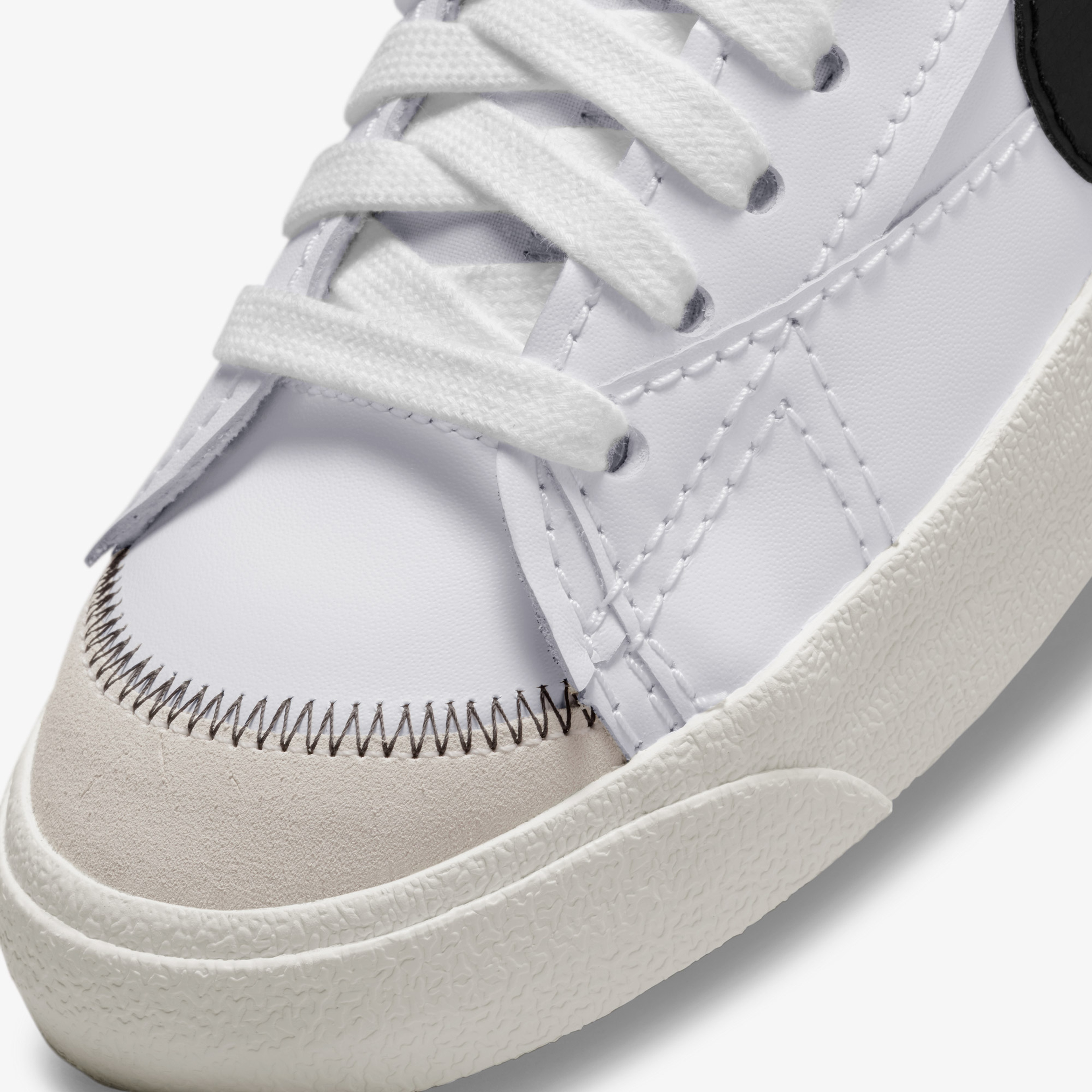 Nike Blazer Low '77 Jumbo Erkek Beyaz Spor Ayakkabı