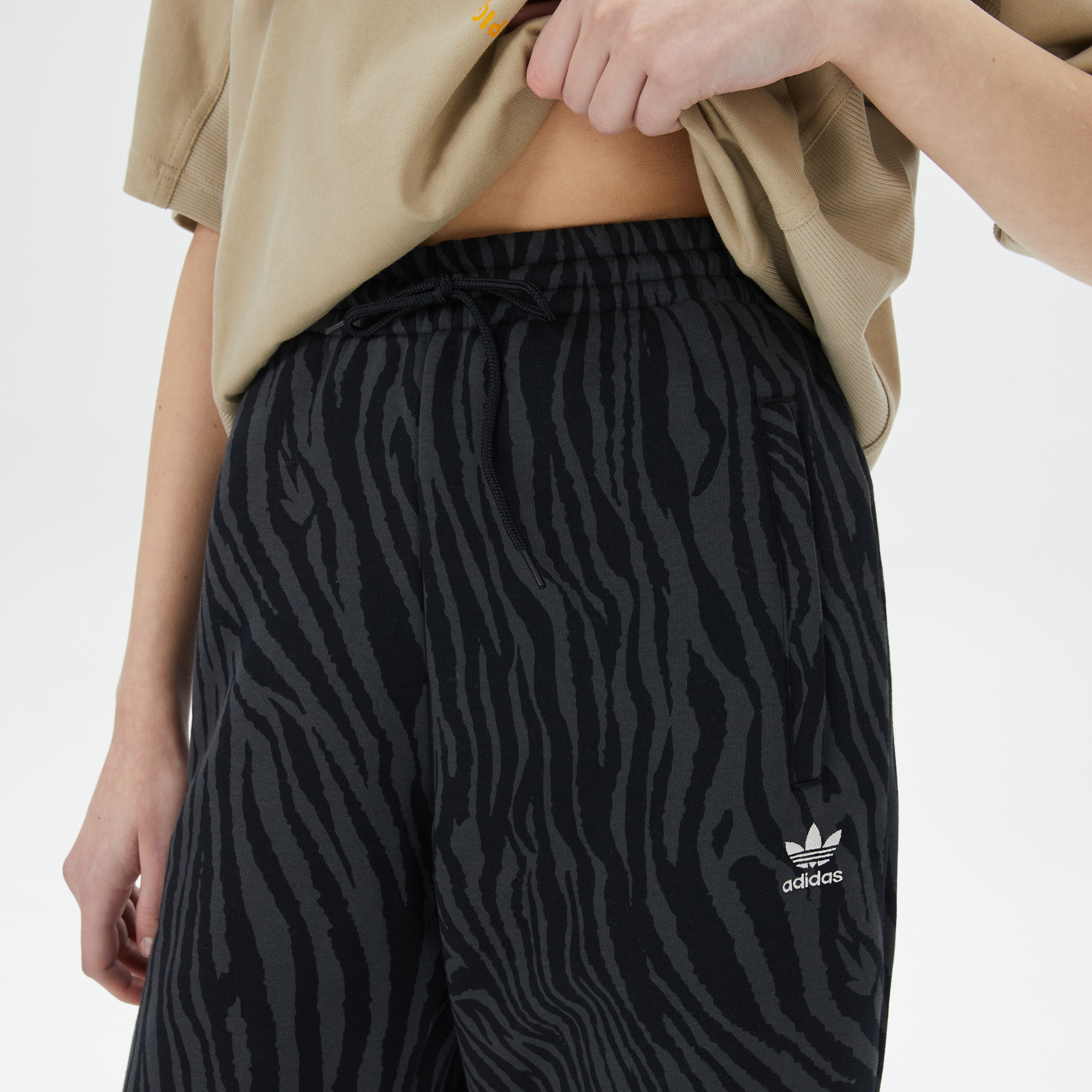 adidas Animal Jogger E Kadın Siyah Eşofman Altı