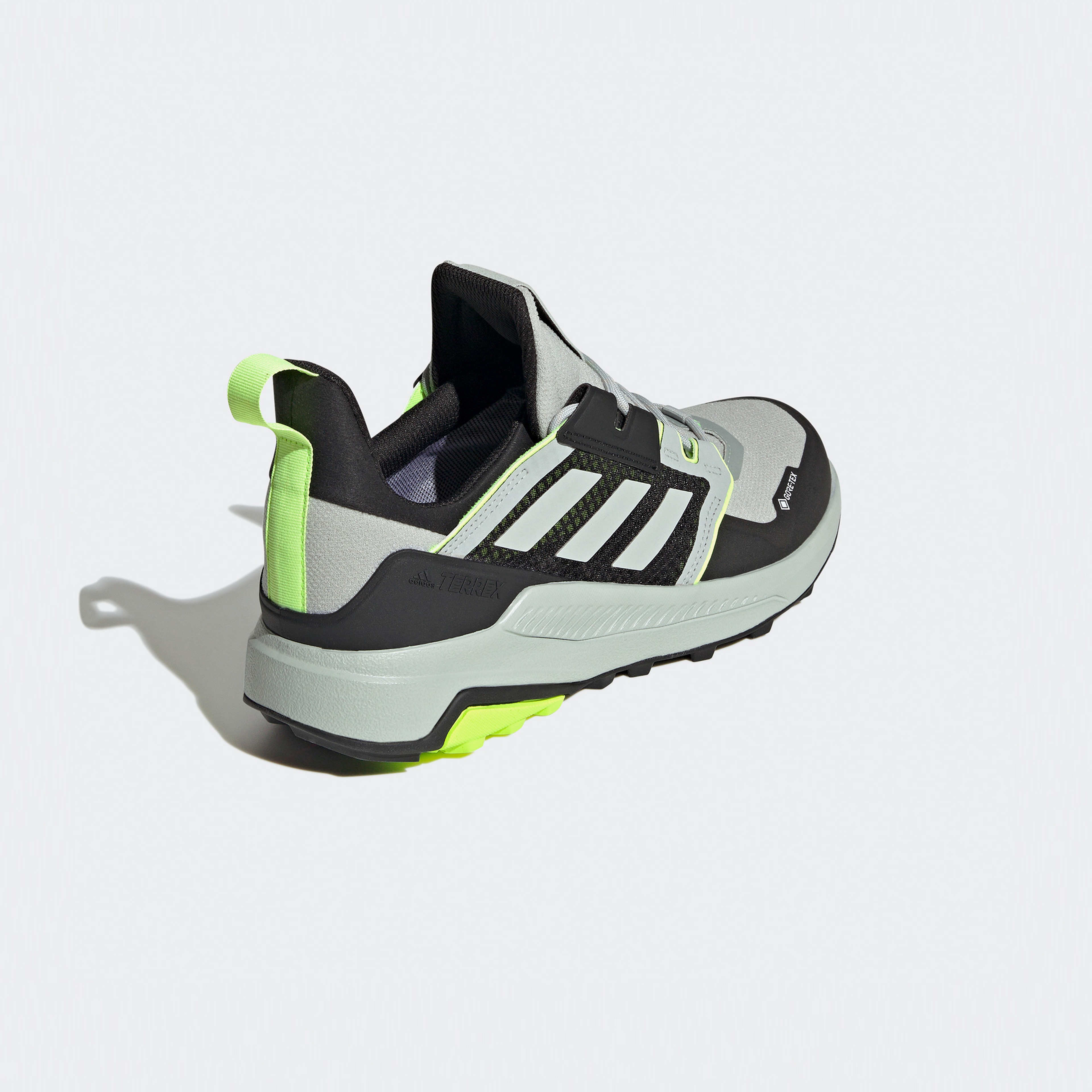 adidas Terrex Trailmaker G Kadın Gri Outdoor Ayakkabı