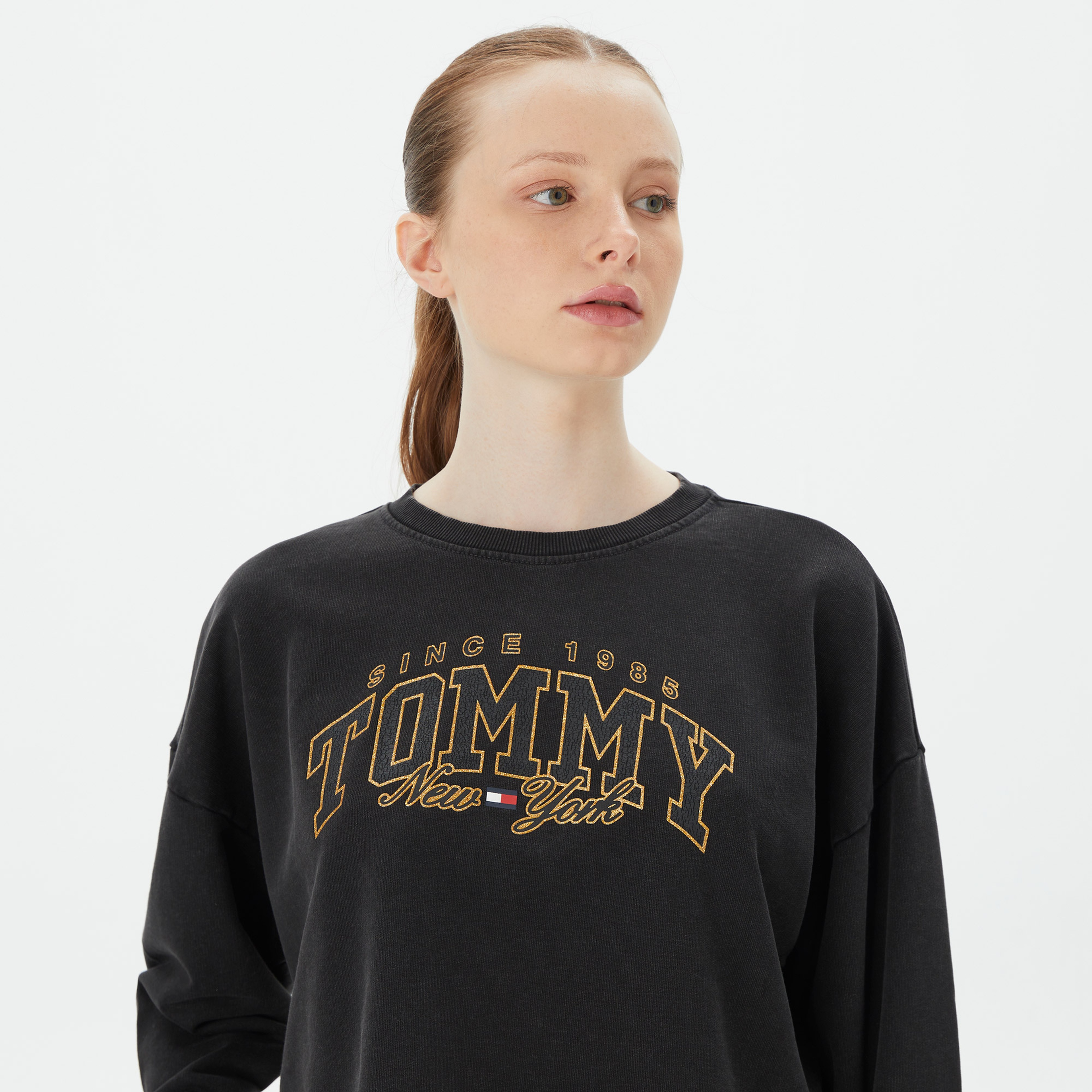 Tommy Hilfiger  Crop Luxe Varsity Crew Kadın Siyah Sweatshirt