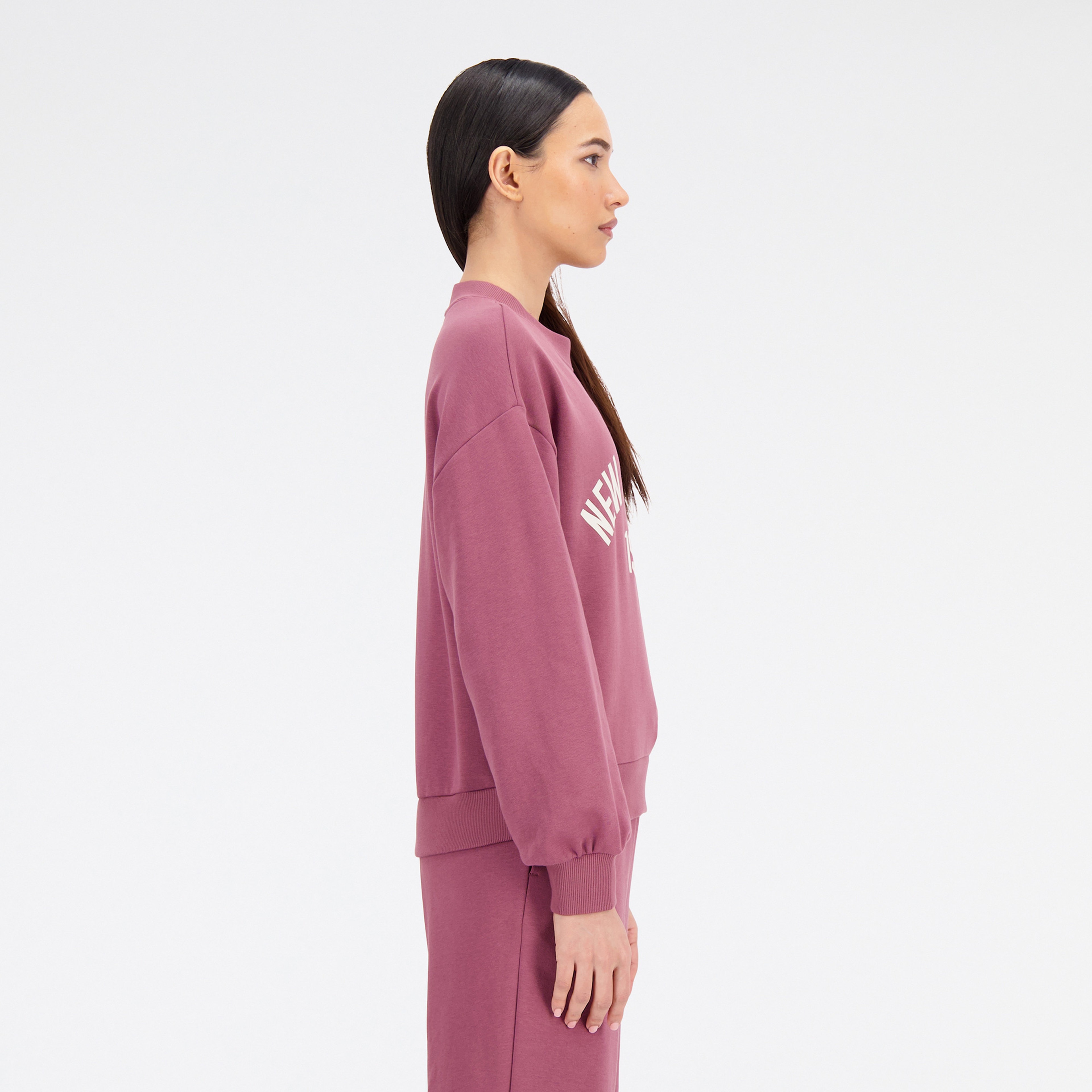 New Balance Essentials Varsity Fleece Kadın Pembe Sweatshirt