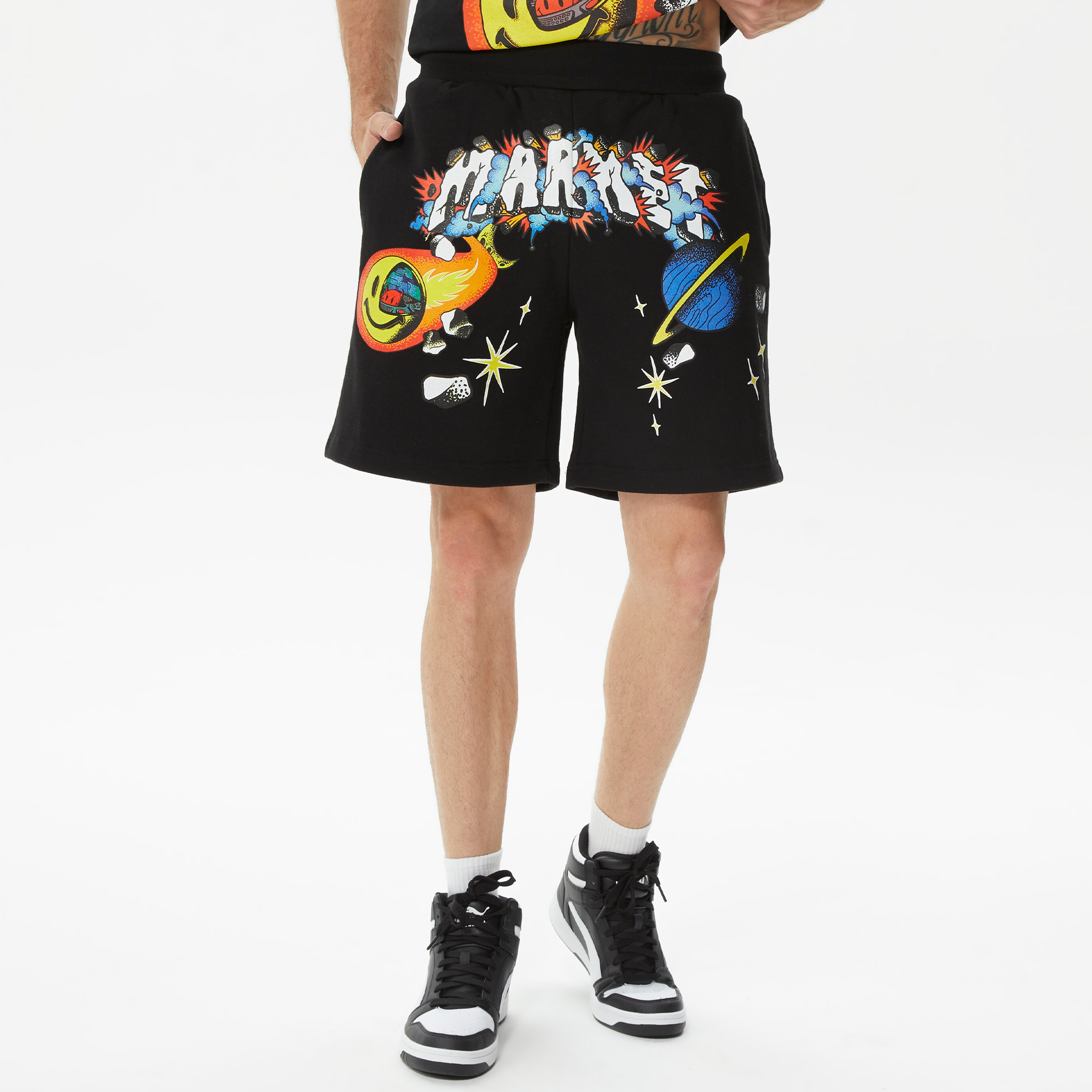 Market Smiley Conflicted Erkek Siyah Şort