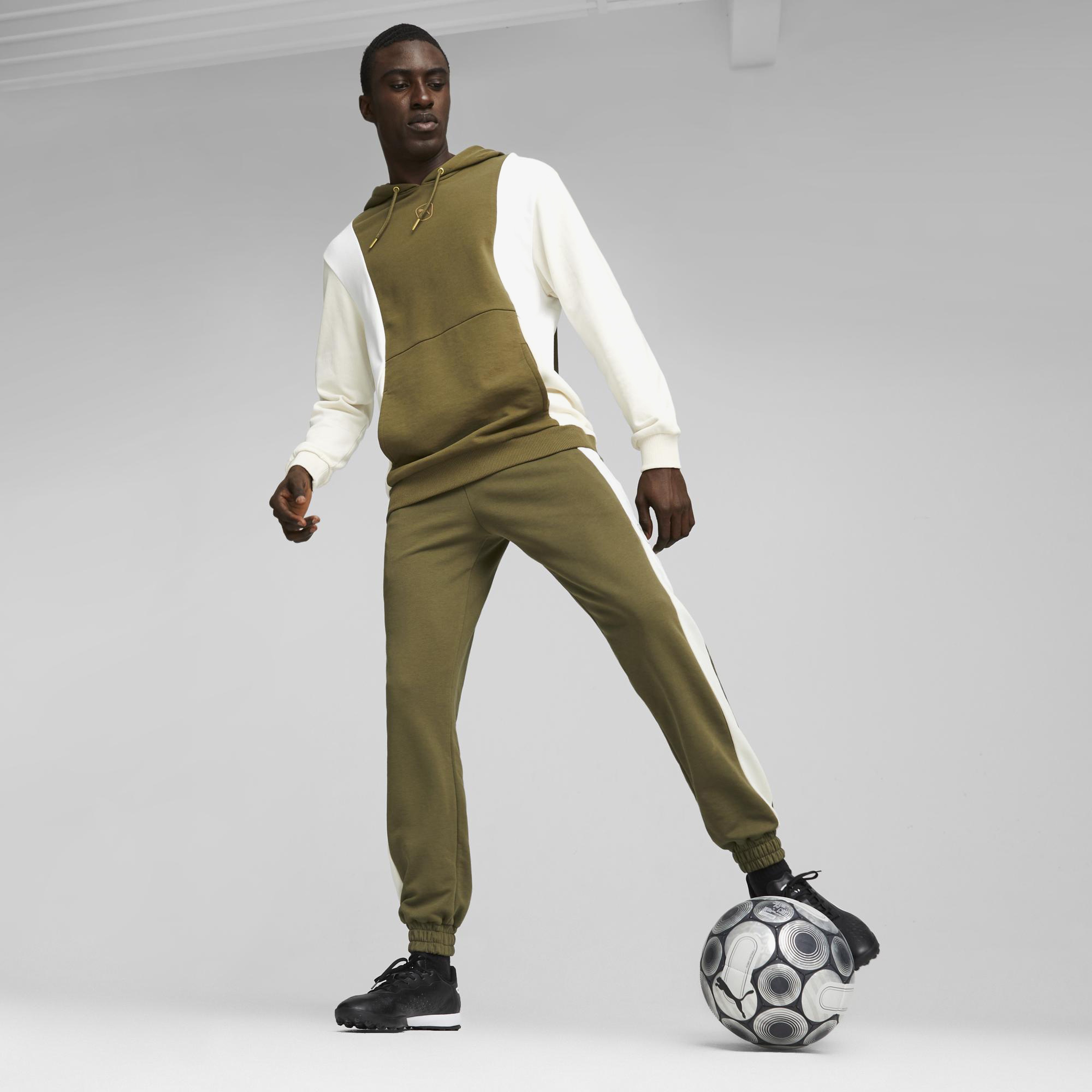 Puma King Match Erkek Siyah Halı Saha Kramponu