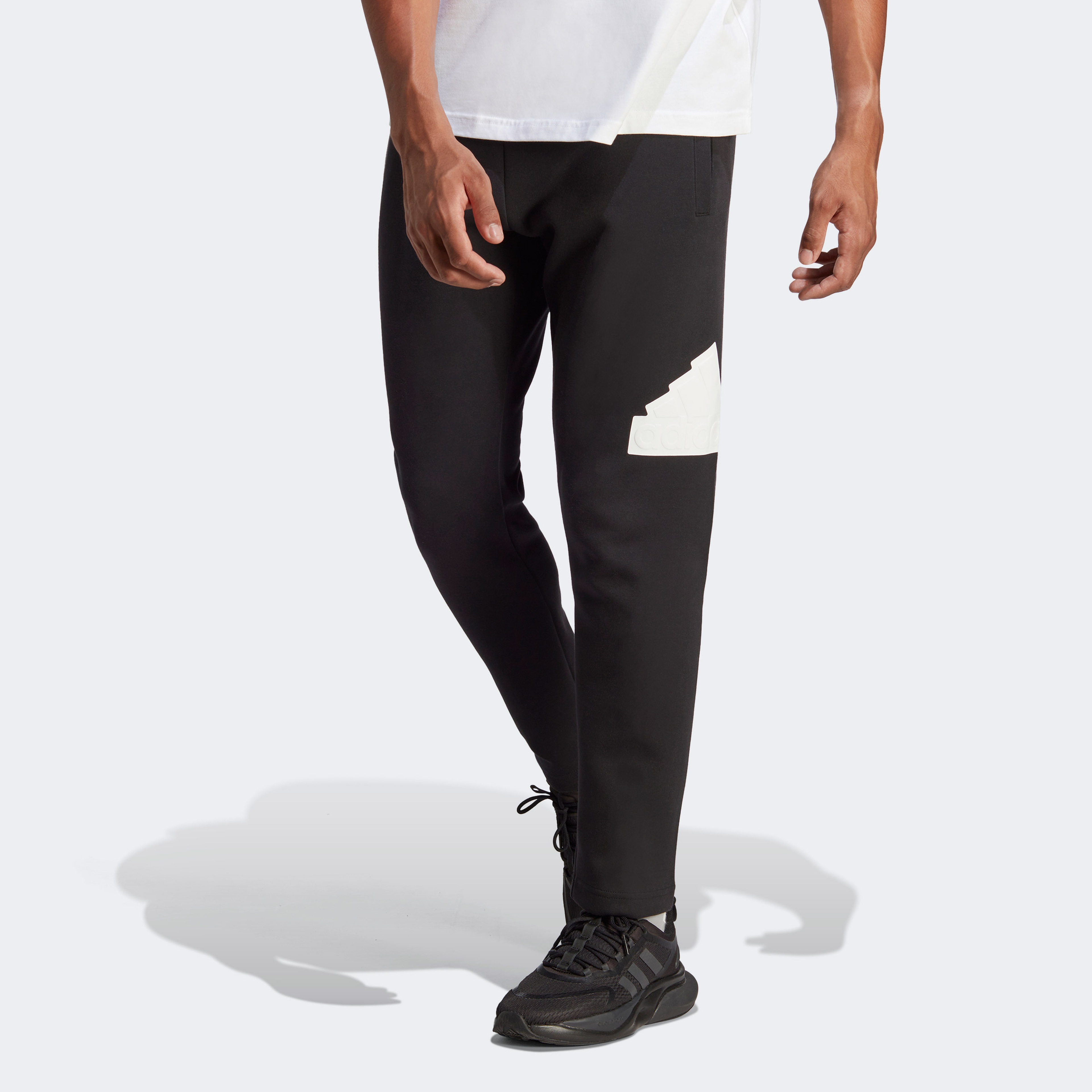 adidas Future Icons Badge of Sport Erkek Siyah Eşofman Altı