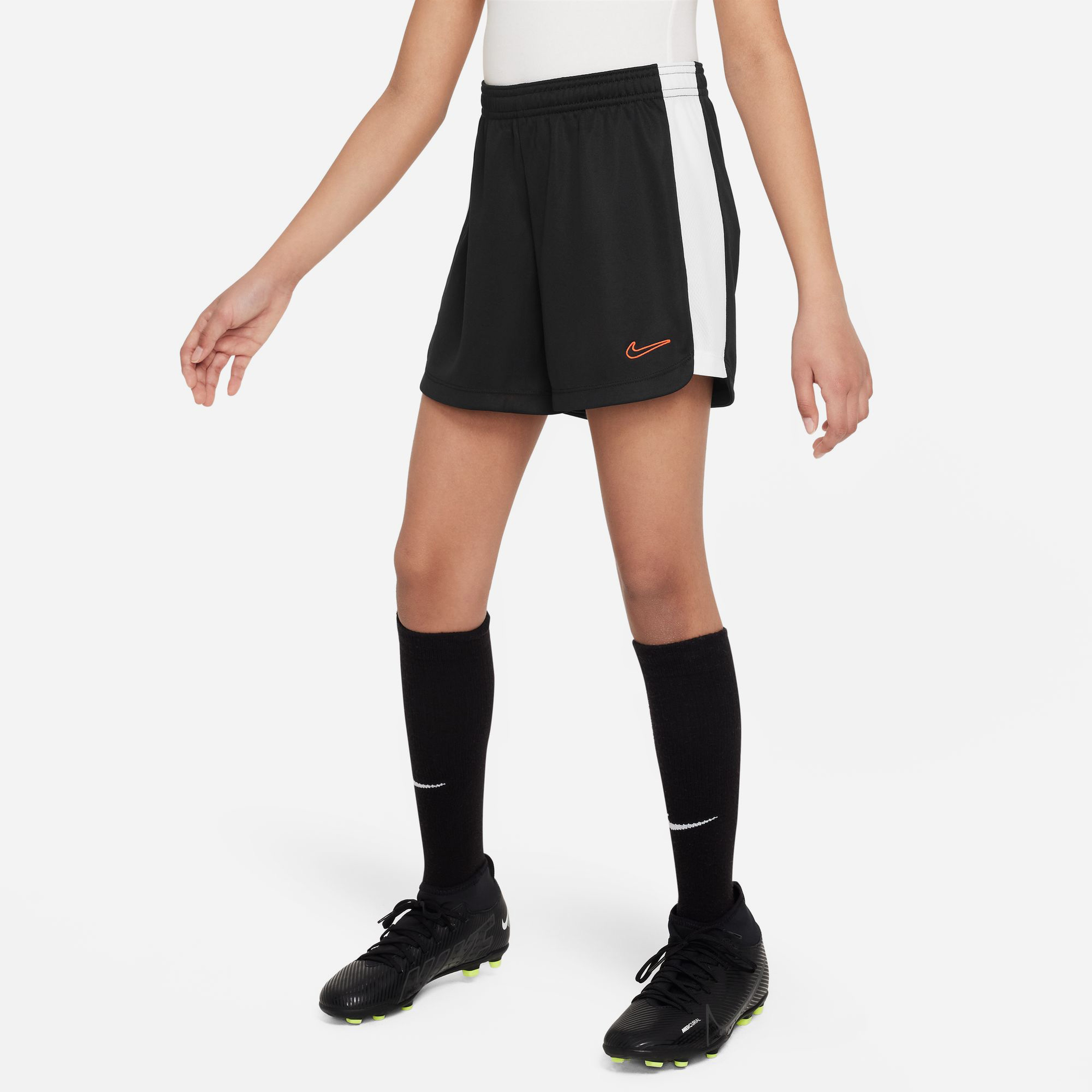 Nike Çocuk Siyah Şort