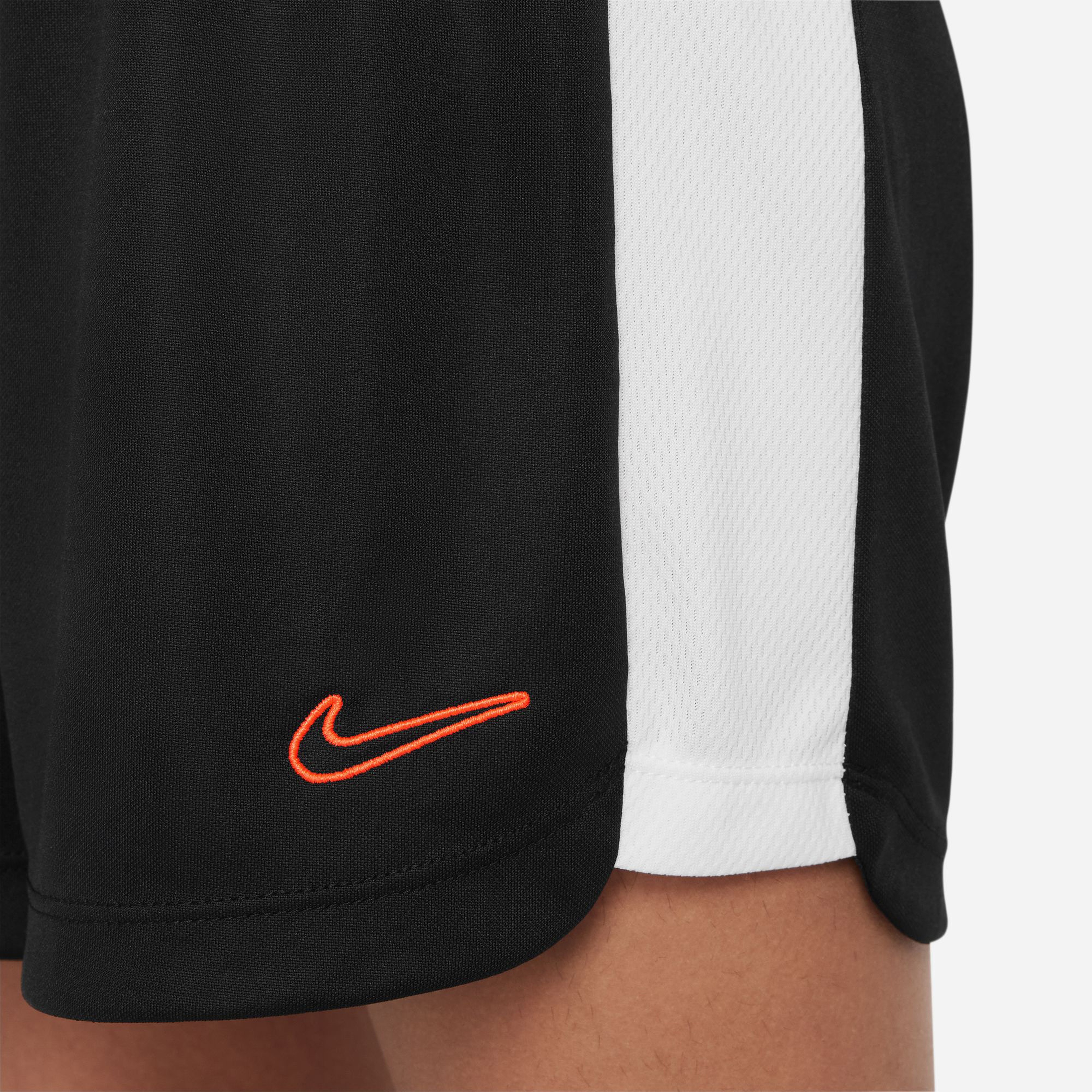 Nike Çocuk Siyah Şort