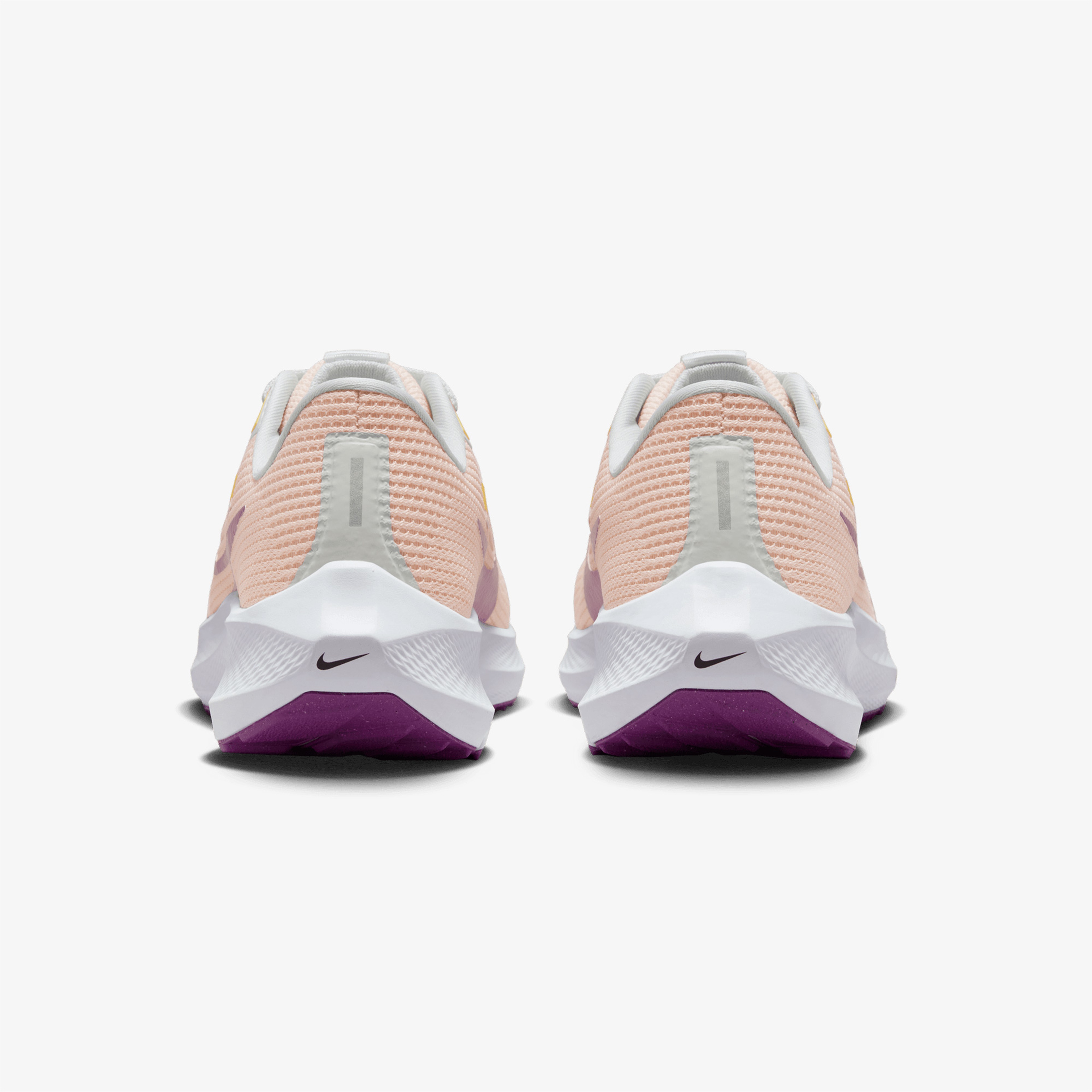 Nike Pegasus 40 Kadın Pembe Koşu Ayakkabısı