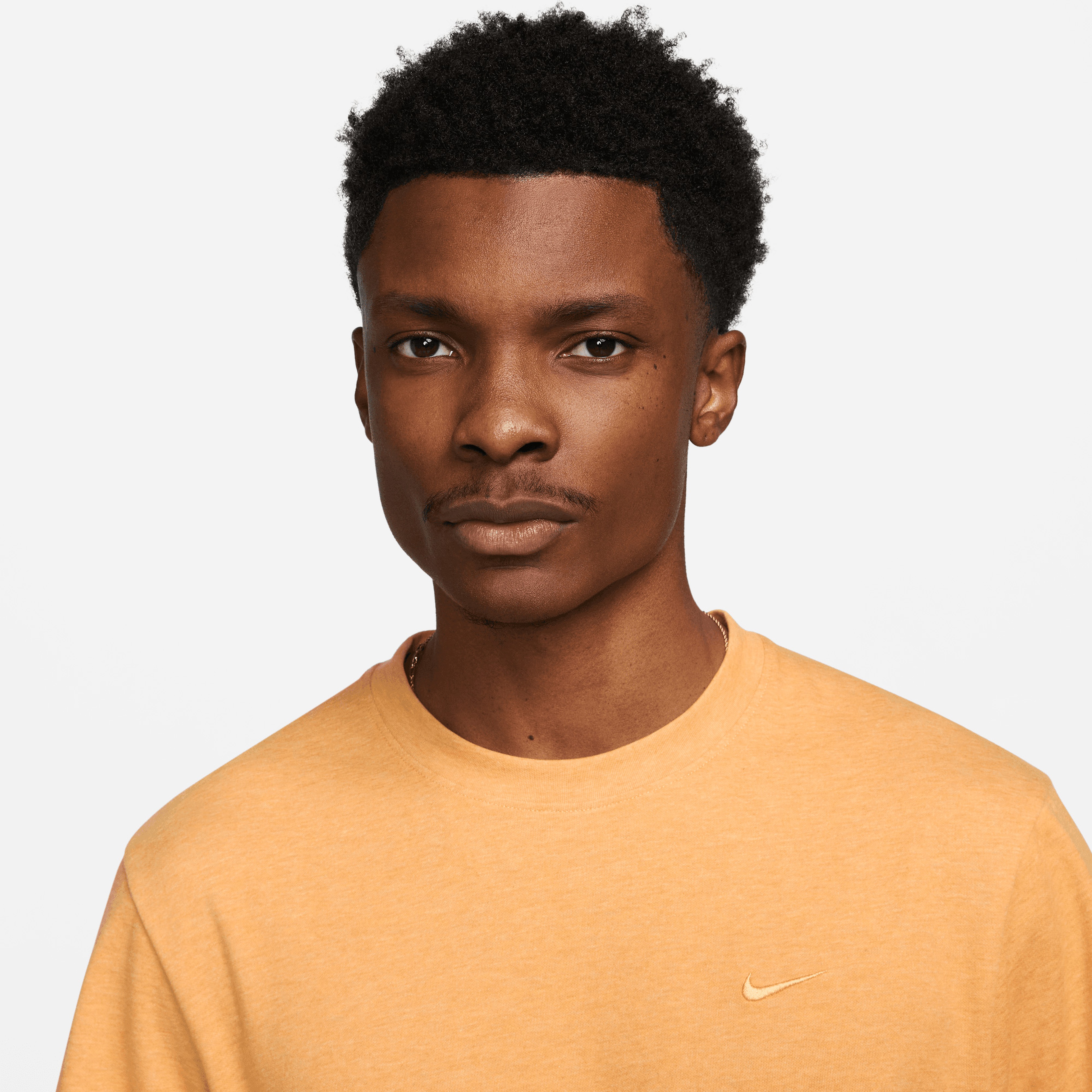 Nike Erkek Turuncu T-Shirt