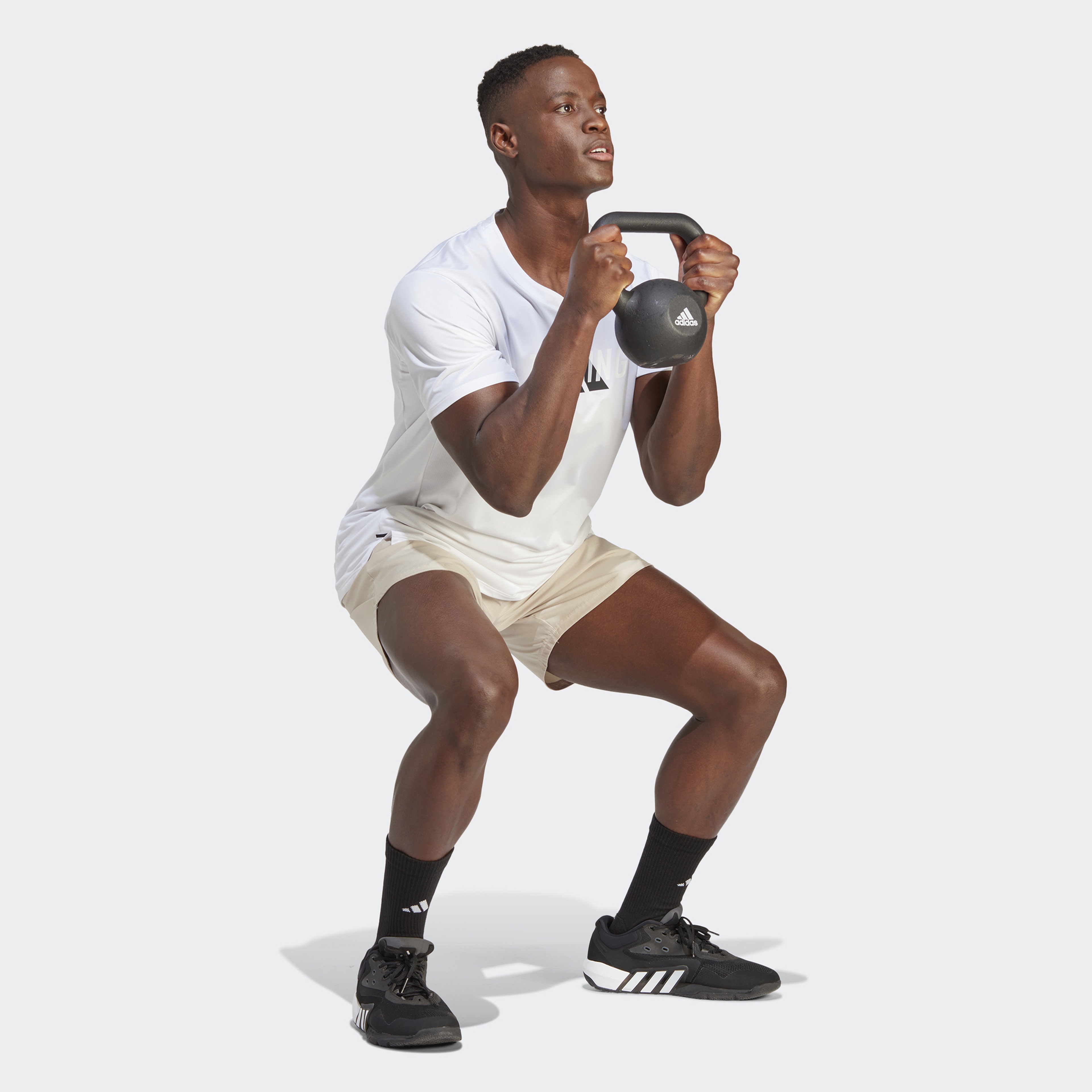 adidas Aeroready Designed For Movement Erkek Bej Antrenman Şortu