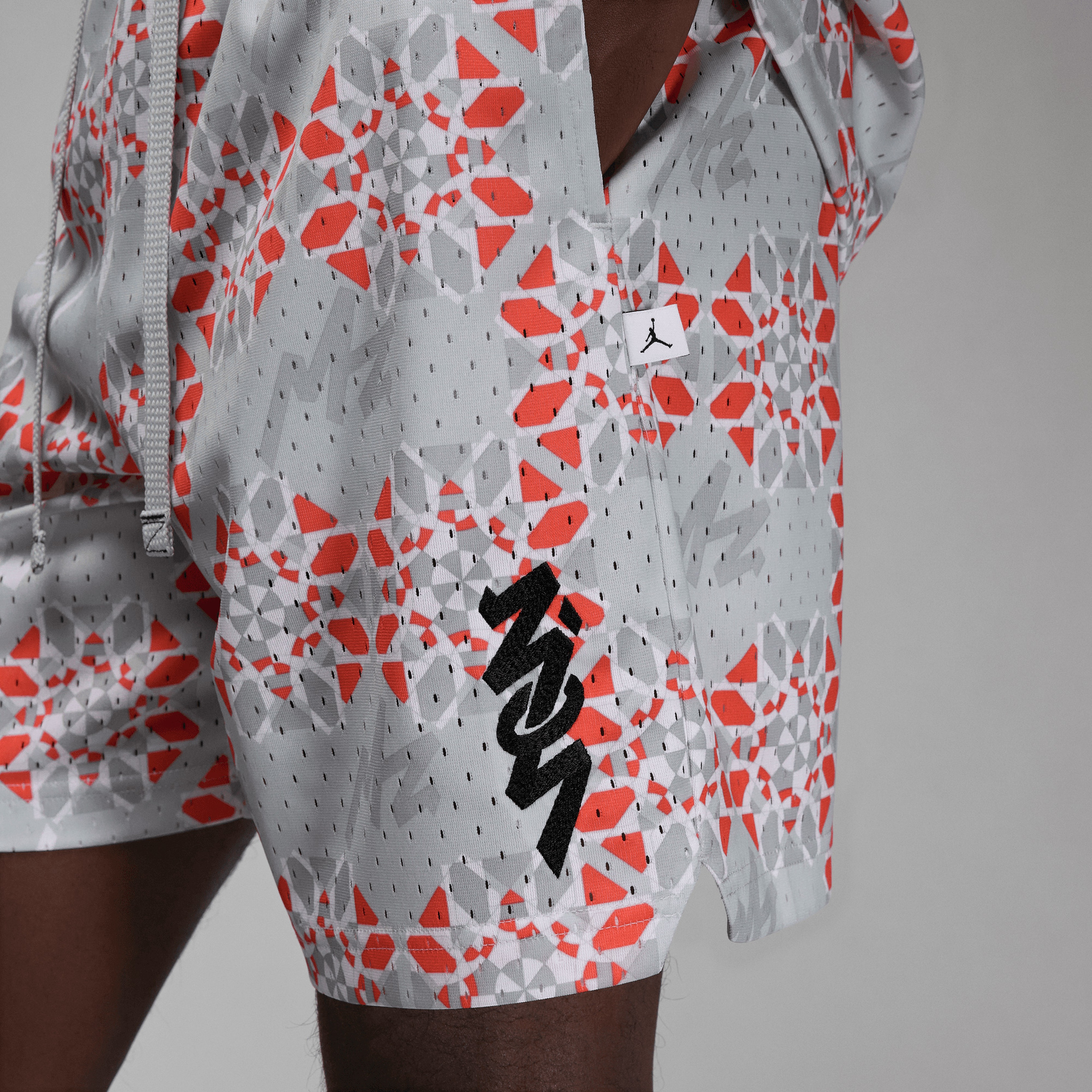 Jordan Zion Erkek Gri Basketbol Şortu