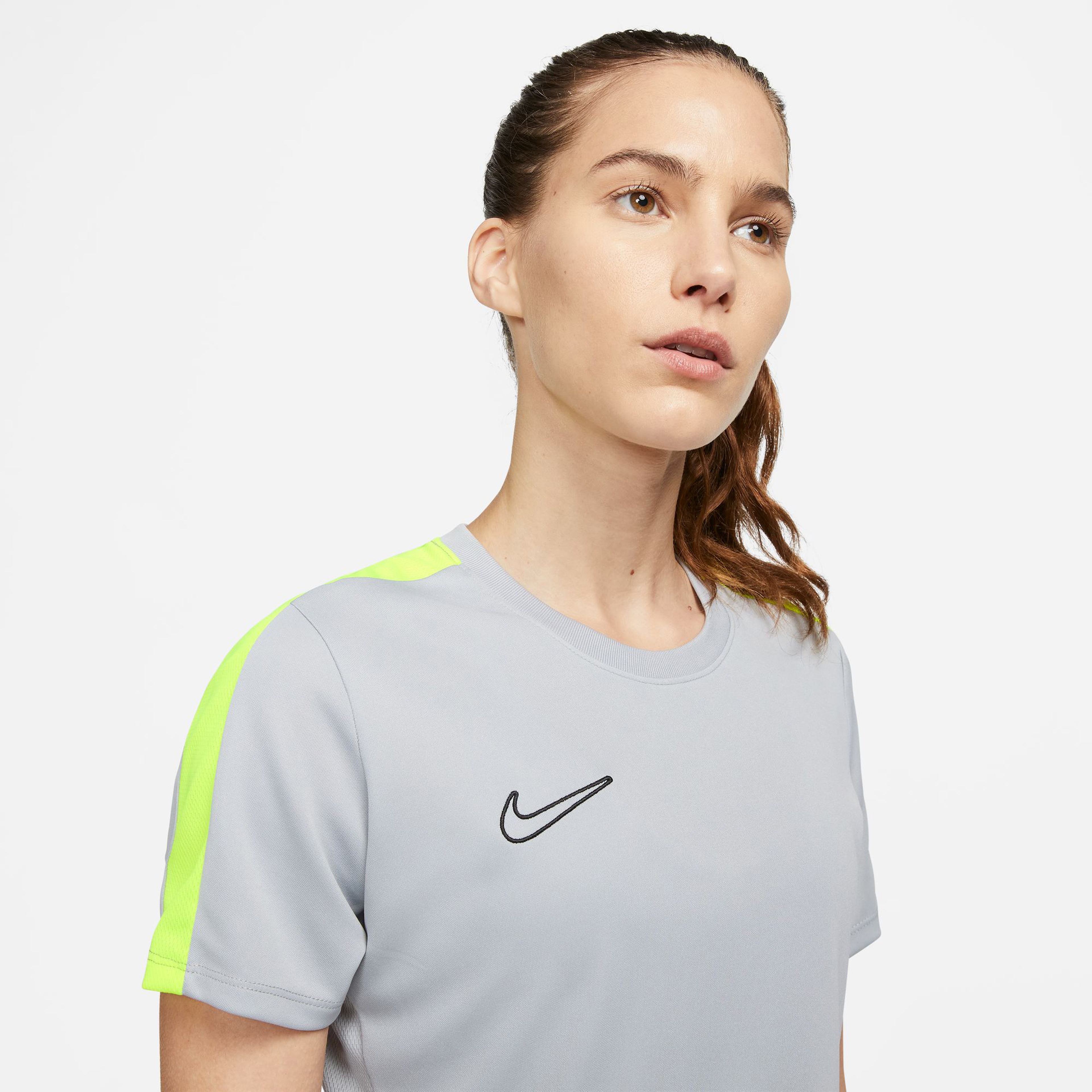 Nike Dri-Fit Academy Kadın Gri Futbol T-Shirt