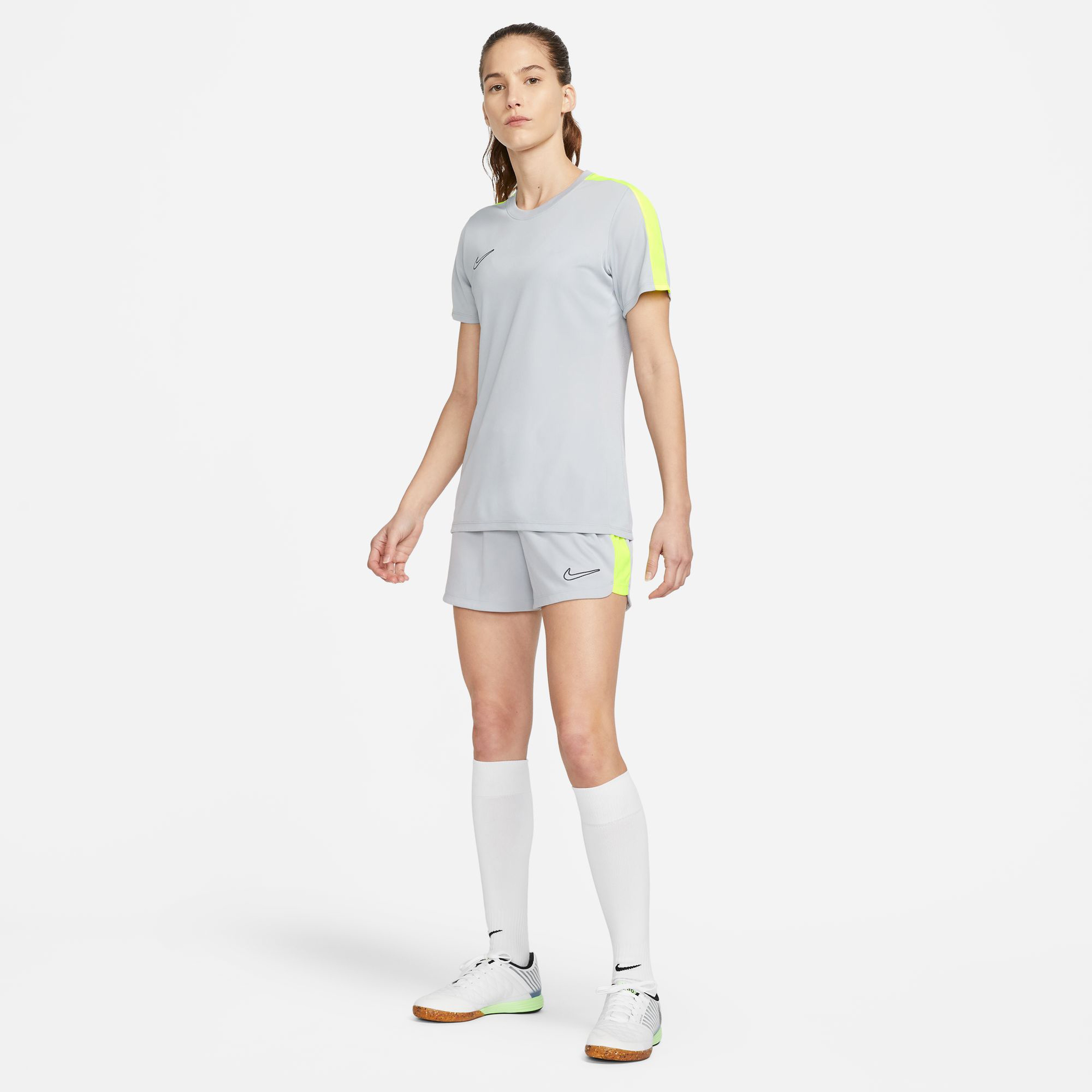 Nike Dri-Fit Academy Kadın Gri Futbol T-Shirt