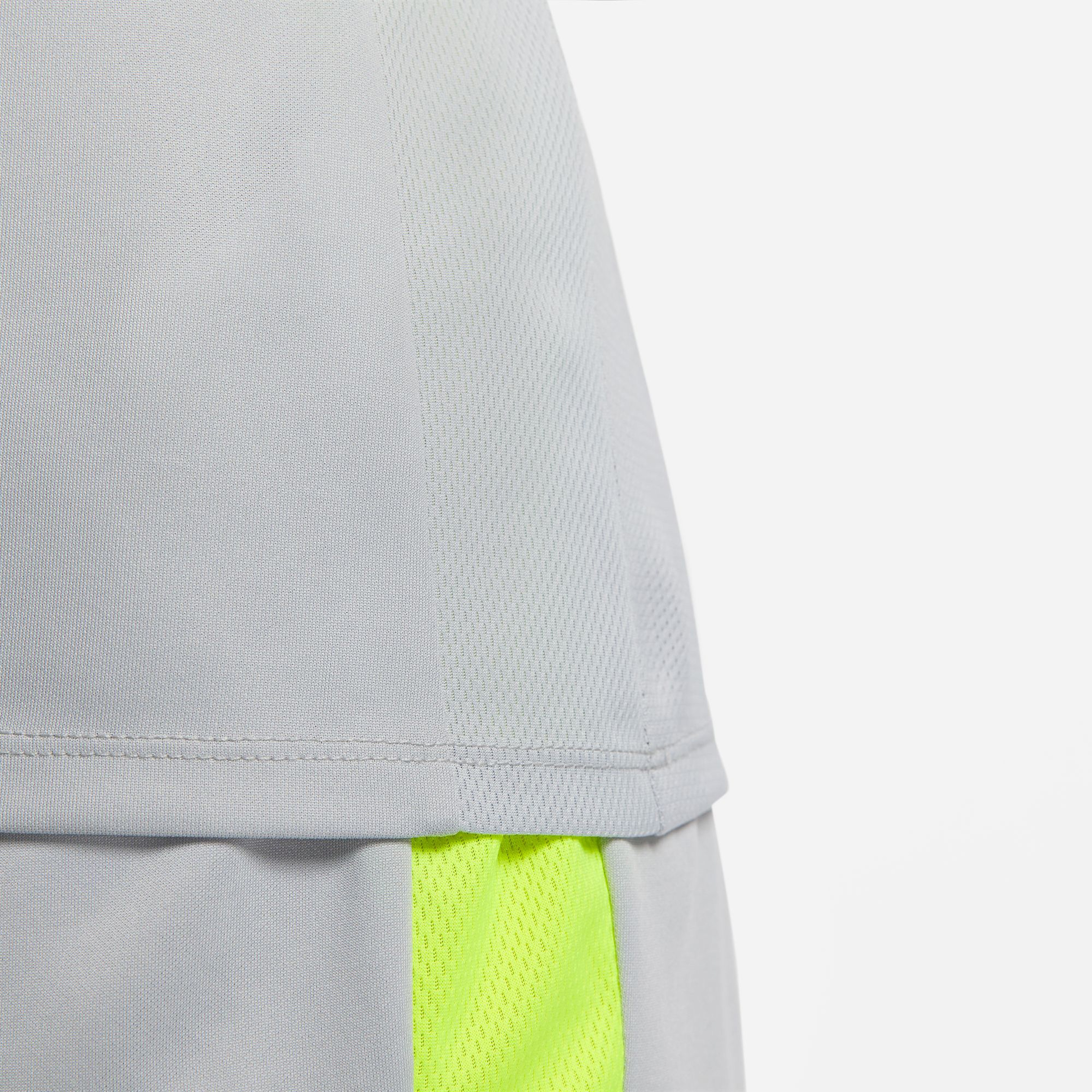 Nike Dri-Fit Academy Kadın Gri Futbol T-Shirt