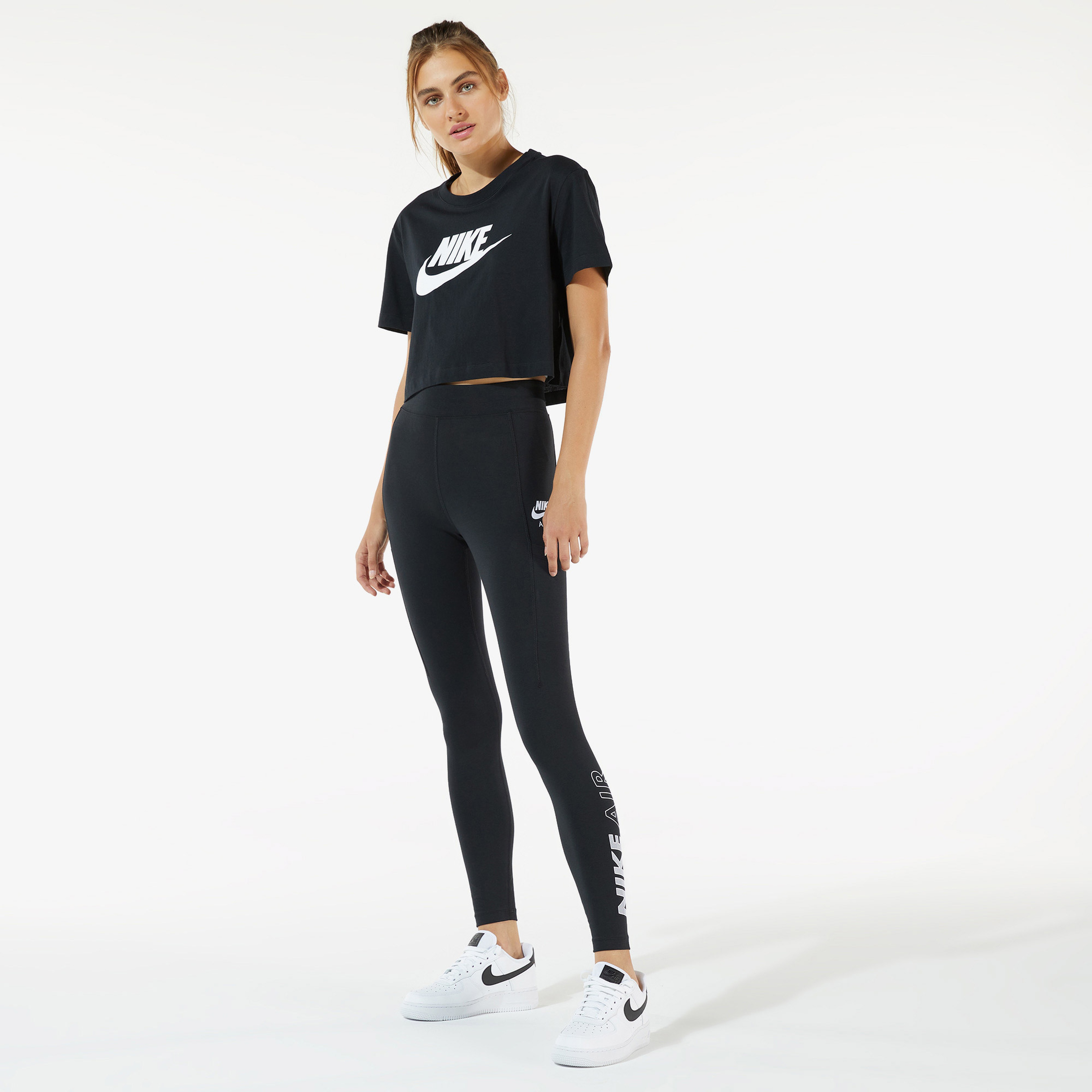 Nike Sportswear Essential Crop Kadın Siyah T-Shirt