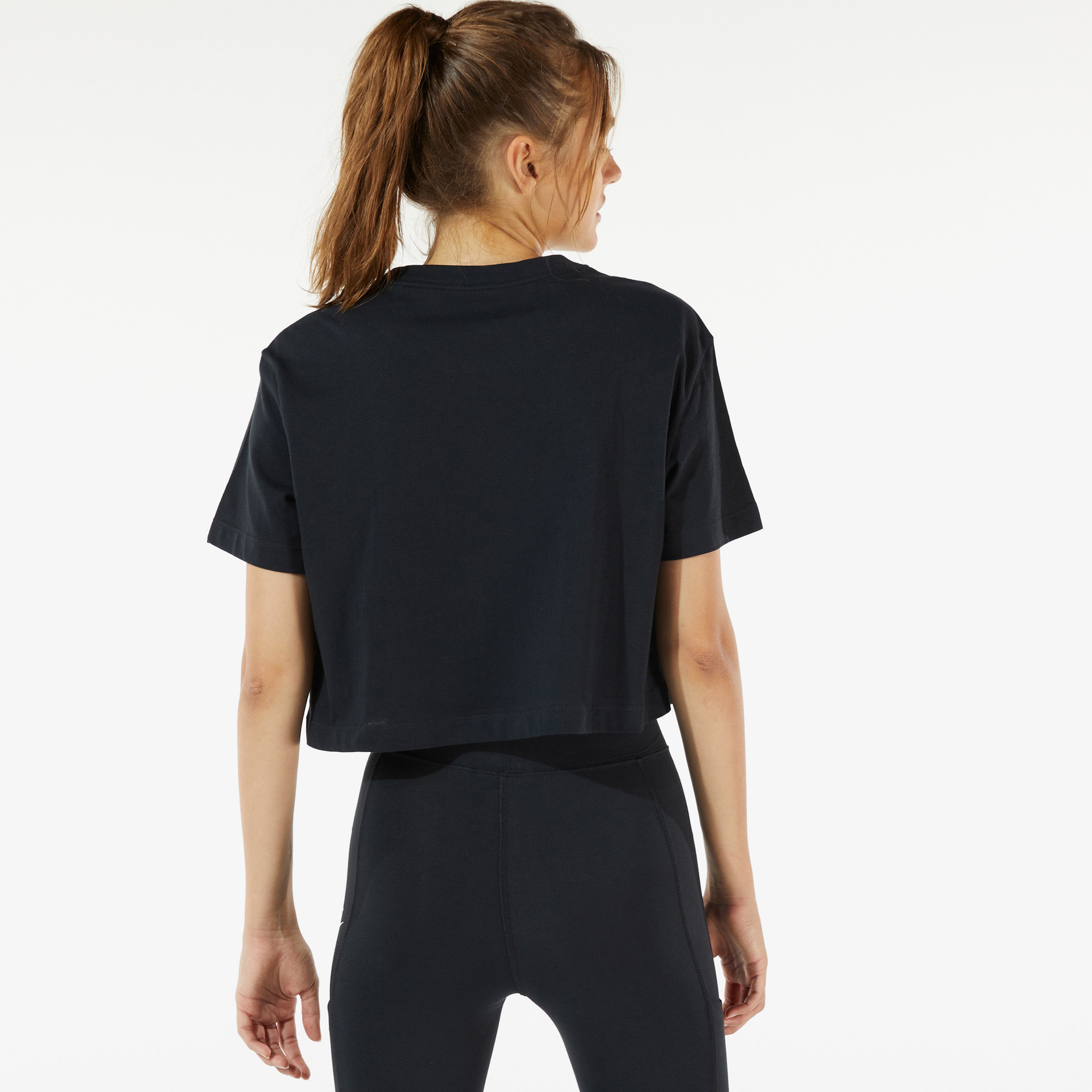 Nike Sportswear Essential Crop Kadın Siyah T-Shirt