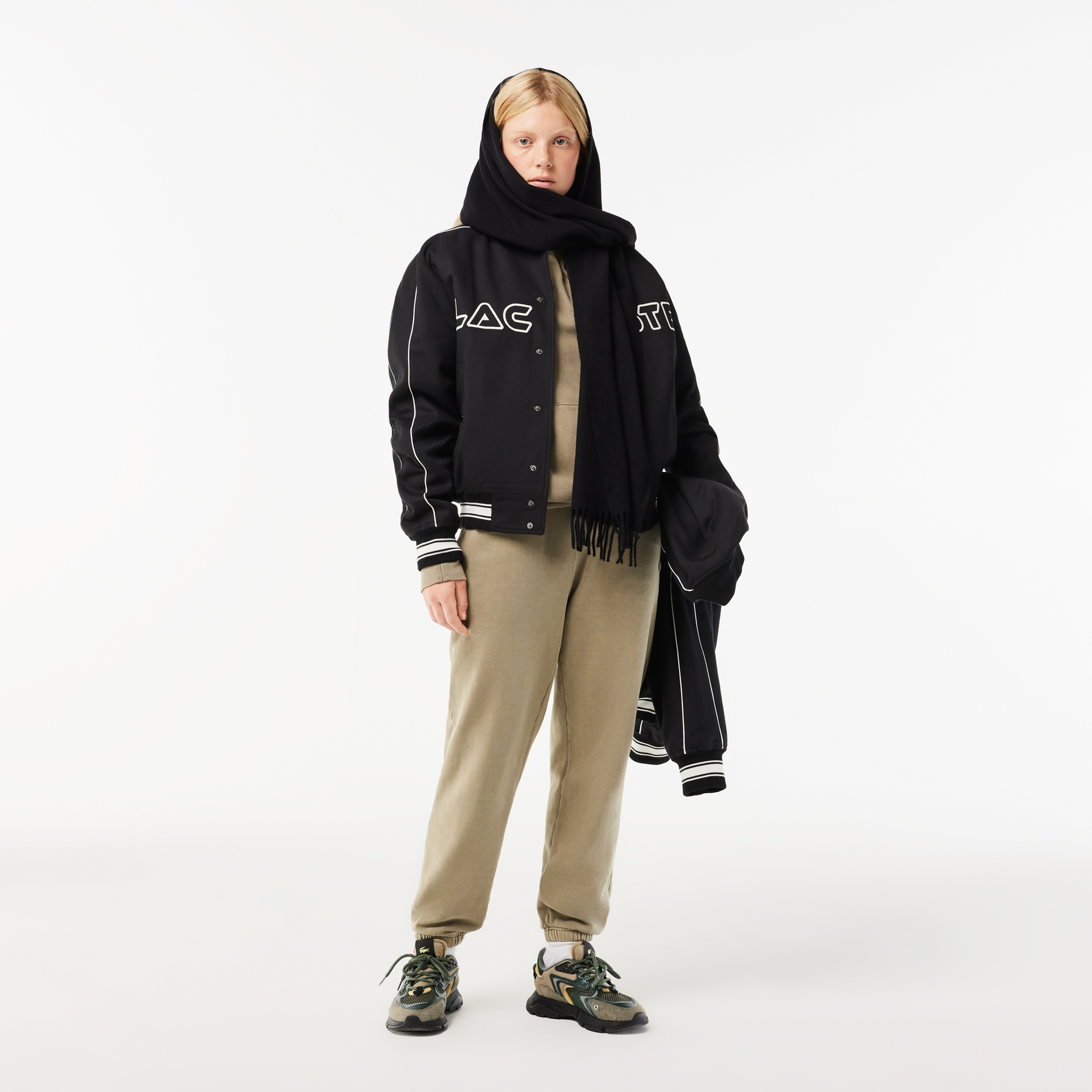 Neo Heritage Unisex Dik Yaka Baskılı Siyah Mont