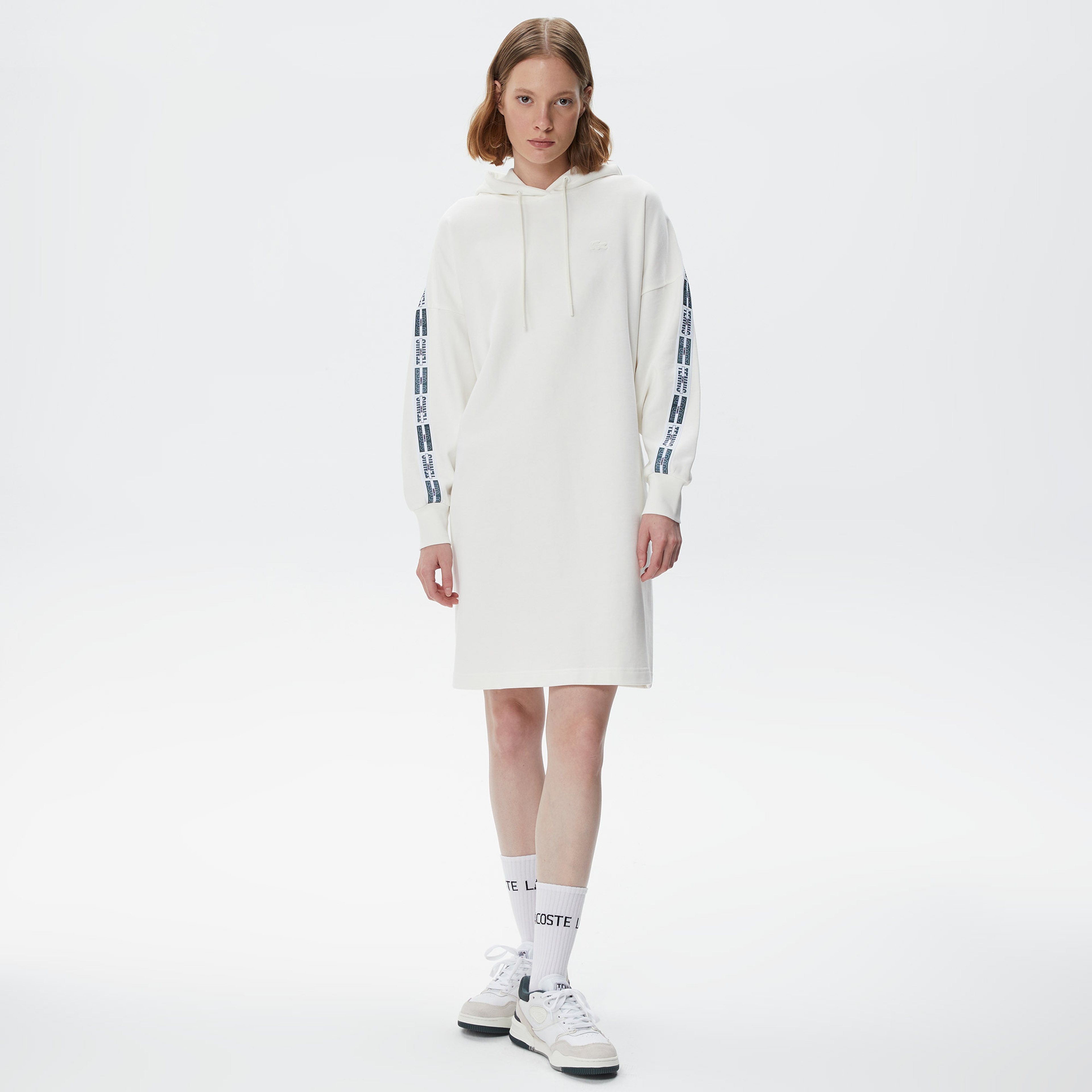 Kadın Loose Fit Truvakar Kollu Kapüşonlu Baskılı Beyaz Elbise