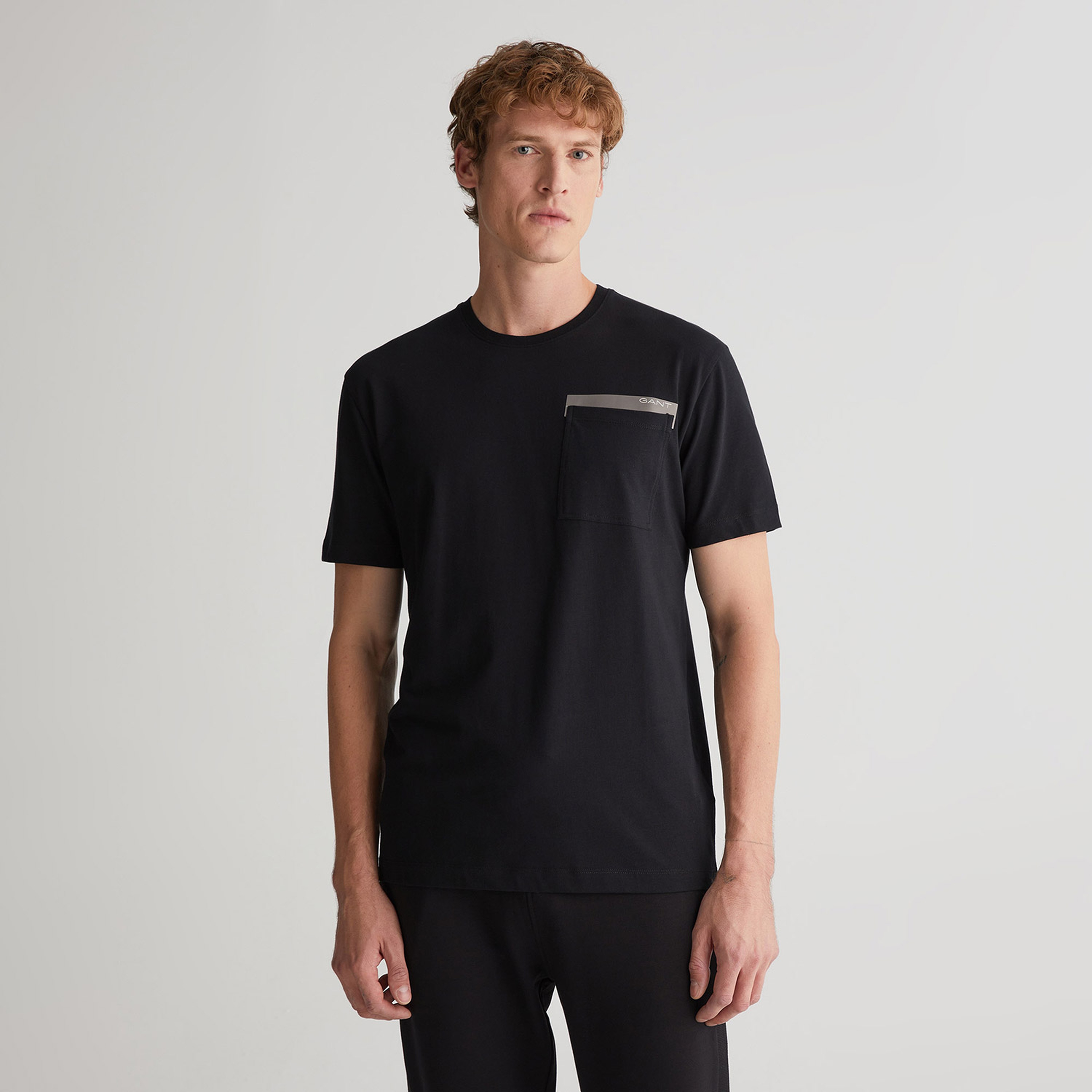 GANT Erkek Siyah Regular Fit Bisiklet Yaka Logolu T-shirt