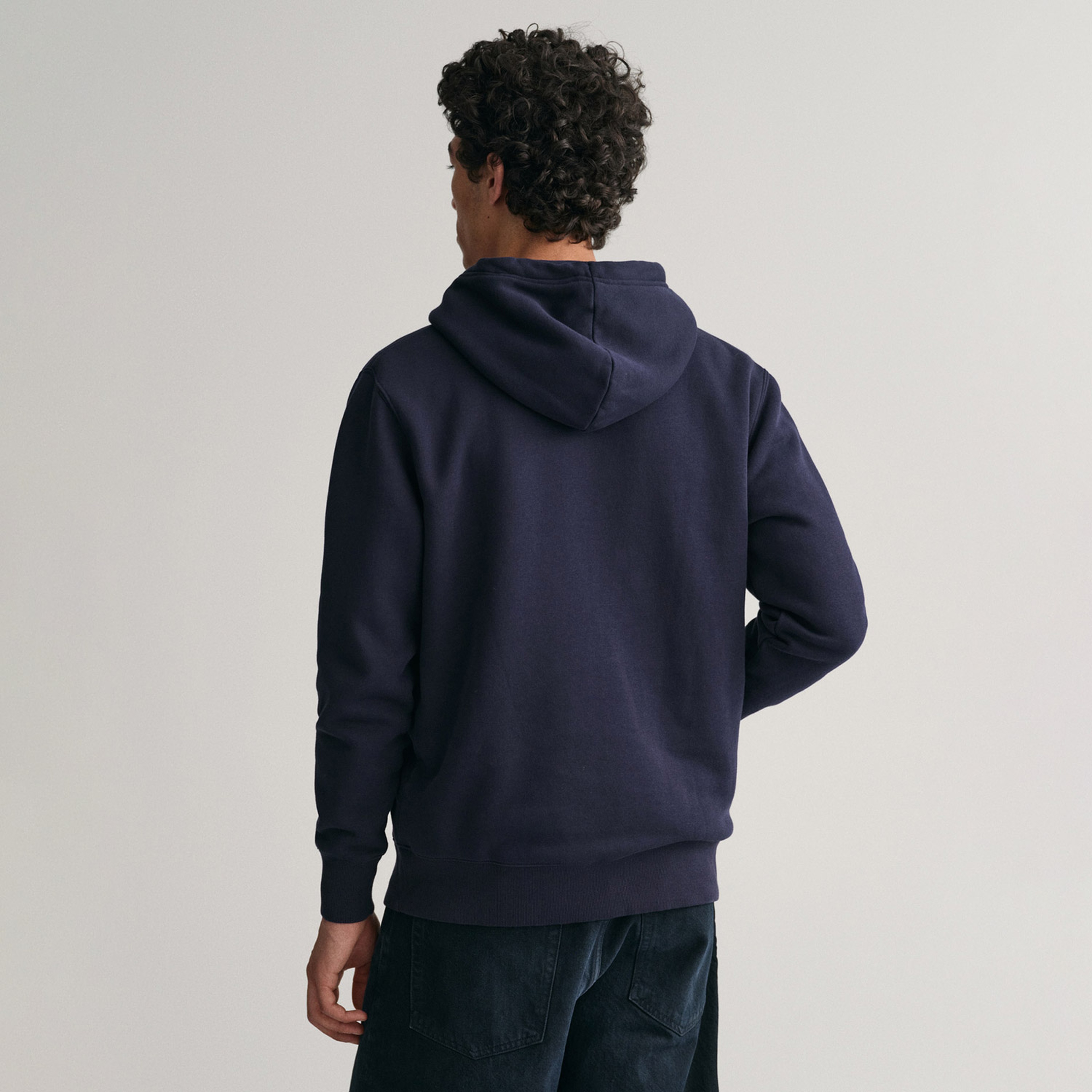 GANT Erkek Lacivert Regular Fit Kapüşonlu Logolu Sweatshirt