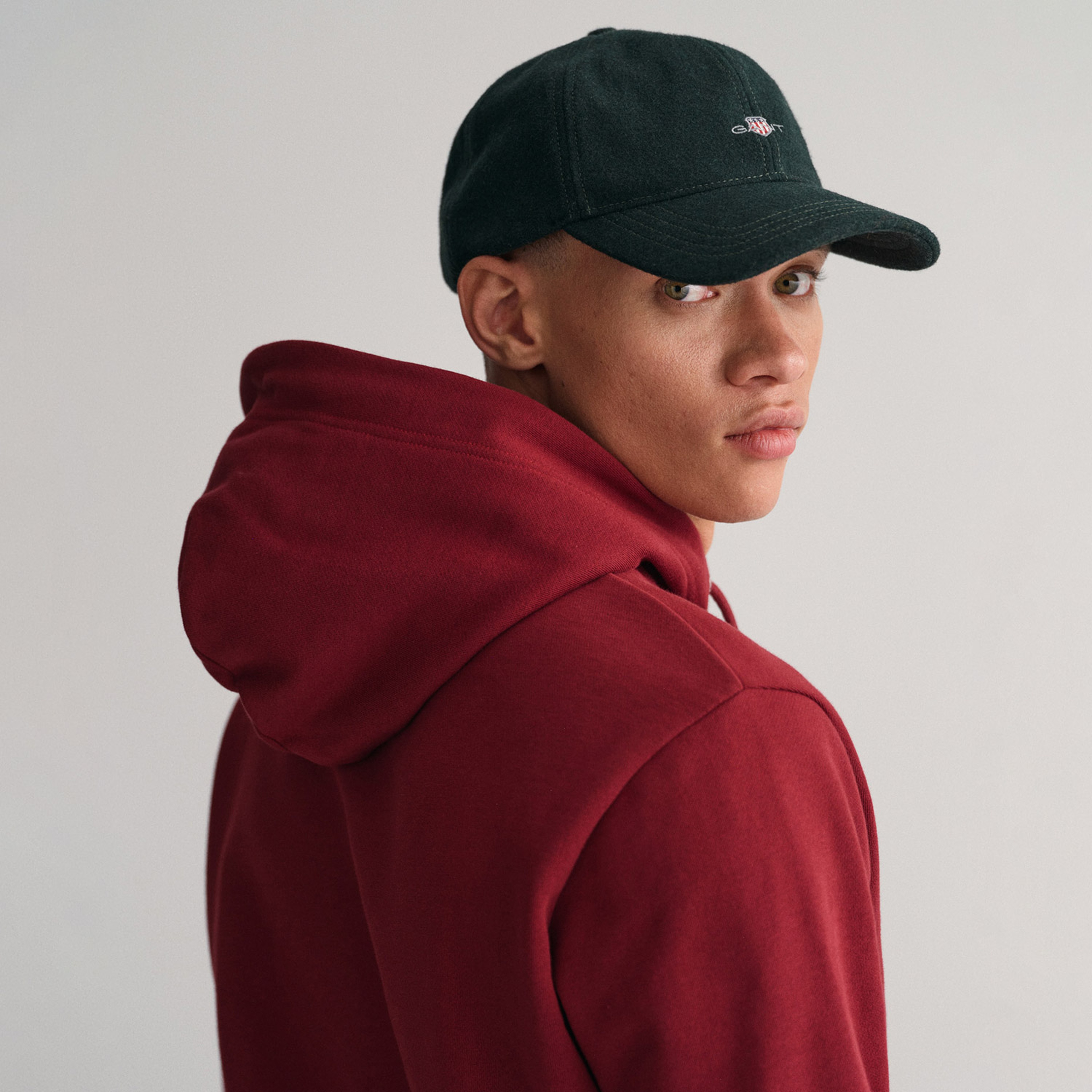 GANT Erkek Bordo Regular Fit Kapüşonlu Logolu Sweatshirt