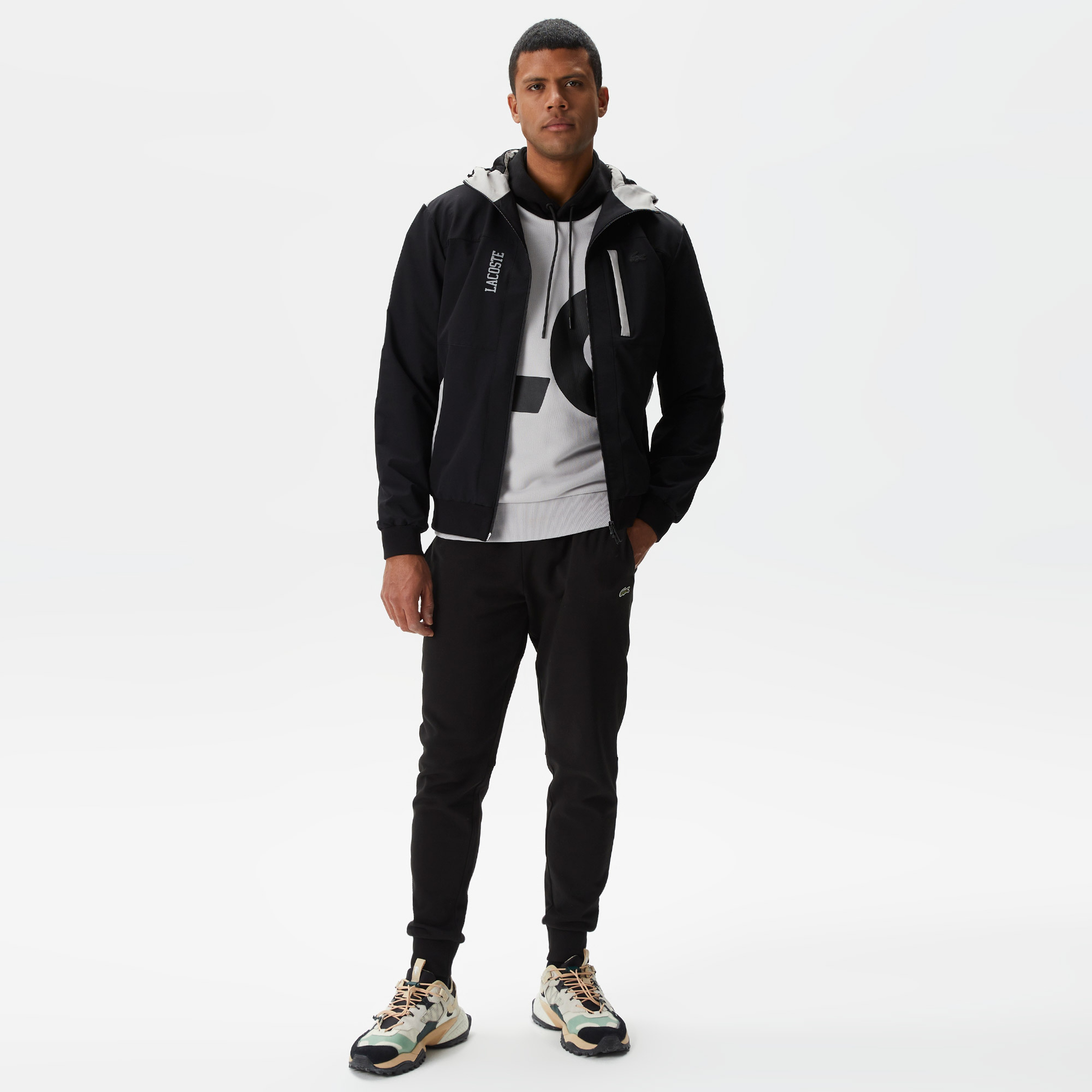 Erkek Kapüşonlu Siyah Mont