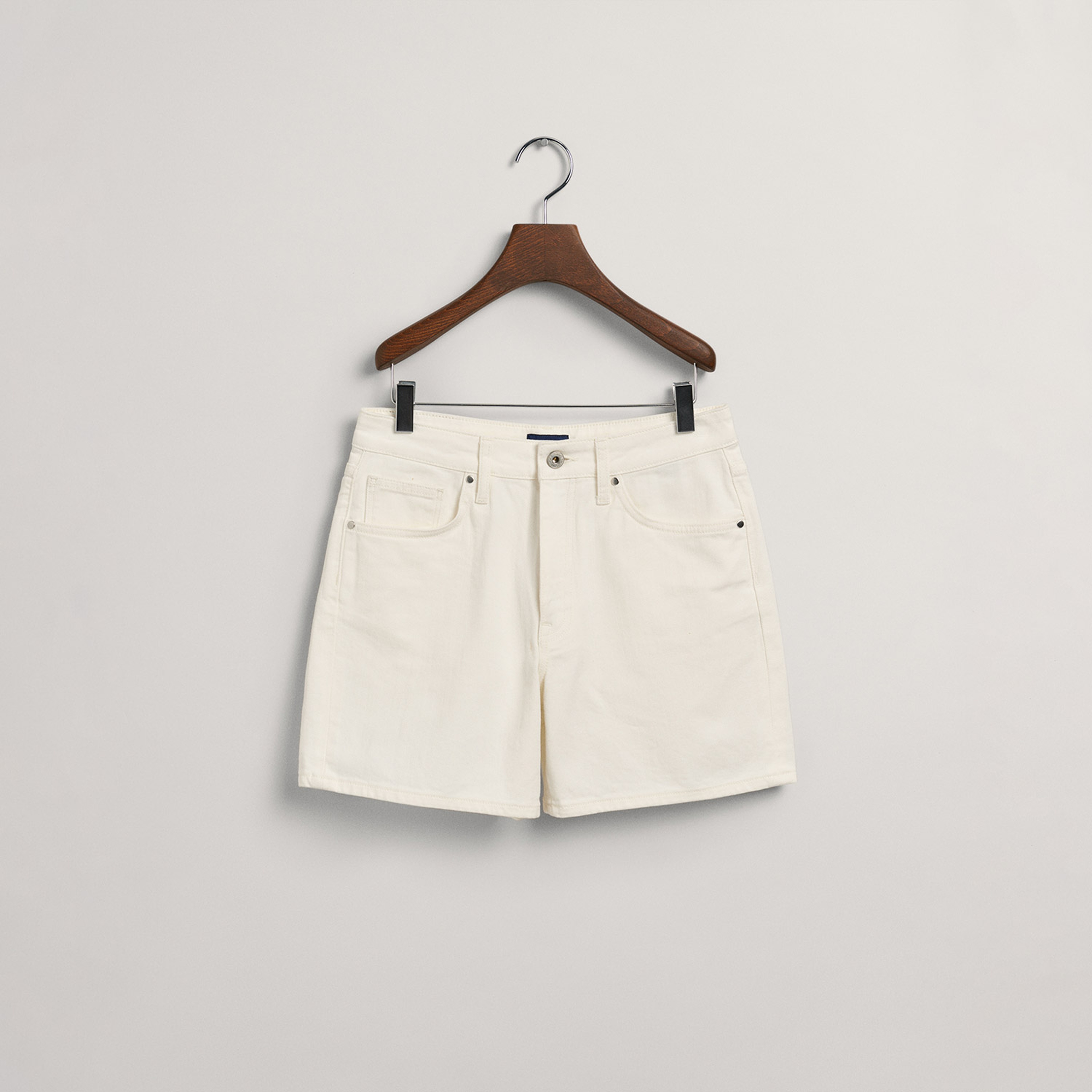 GANT Kadın Bej Regular Fit Şort