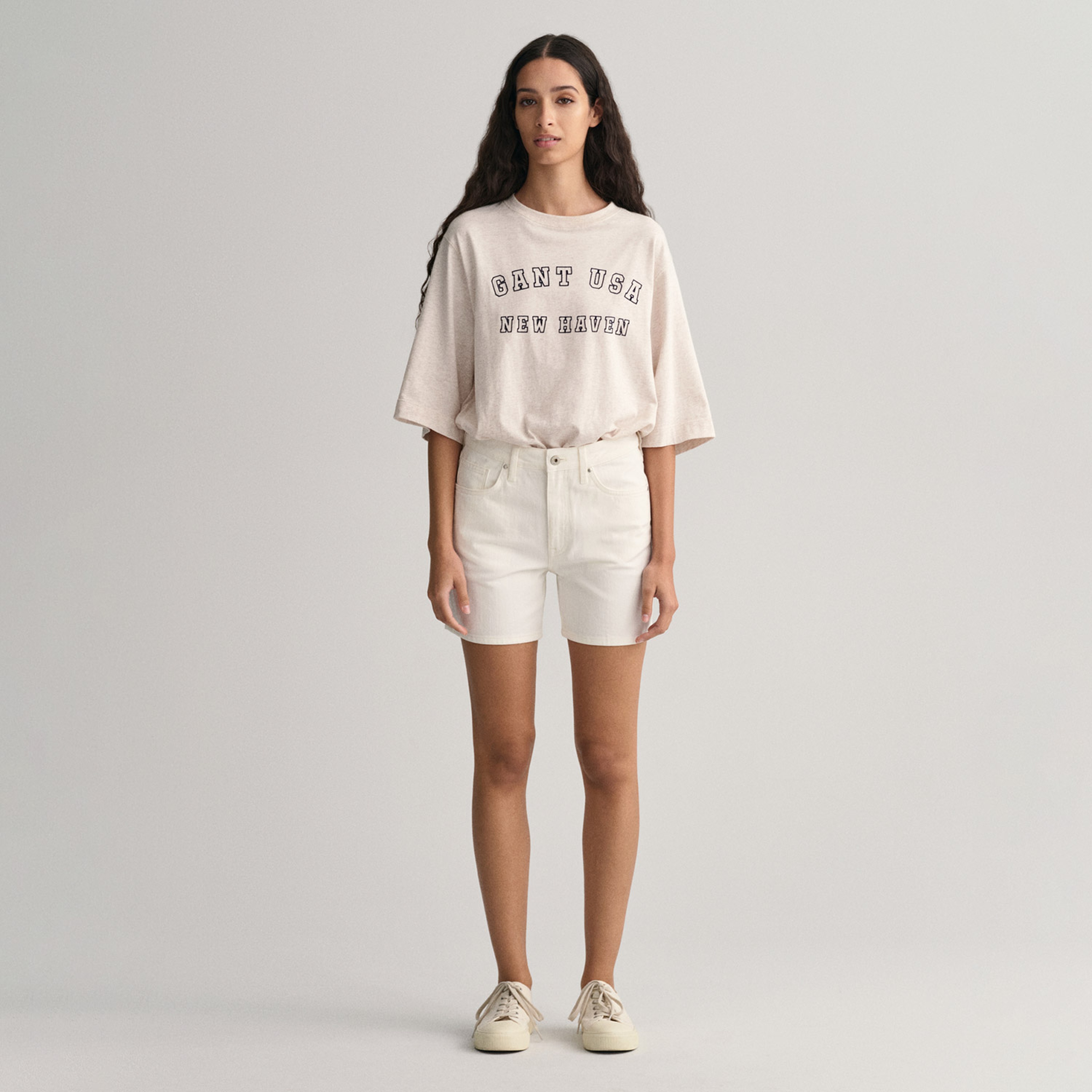 GANT Kadın Bej Regular Fit Şort