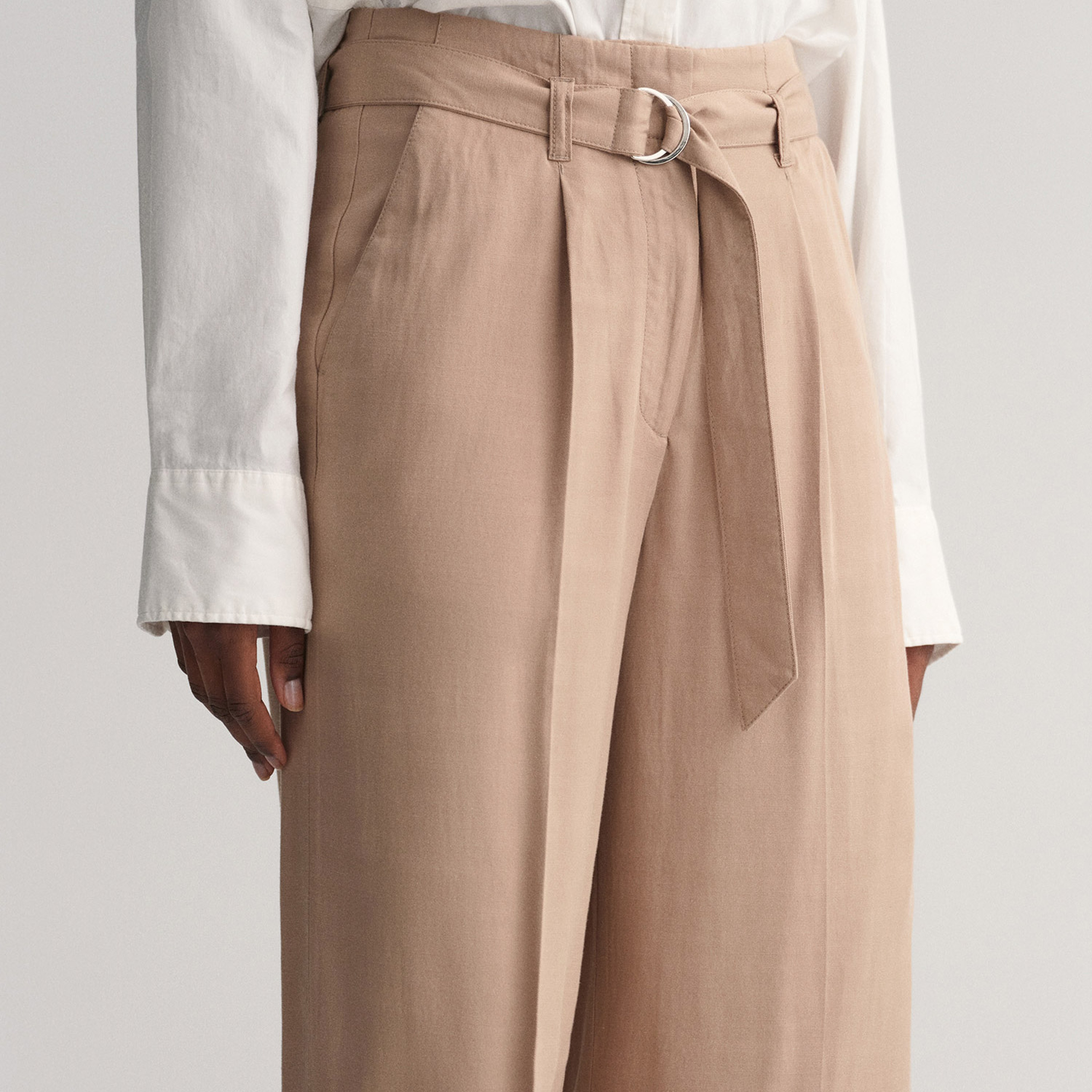 GANT Kadın Bej Relaxed Fit Pantolon