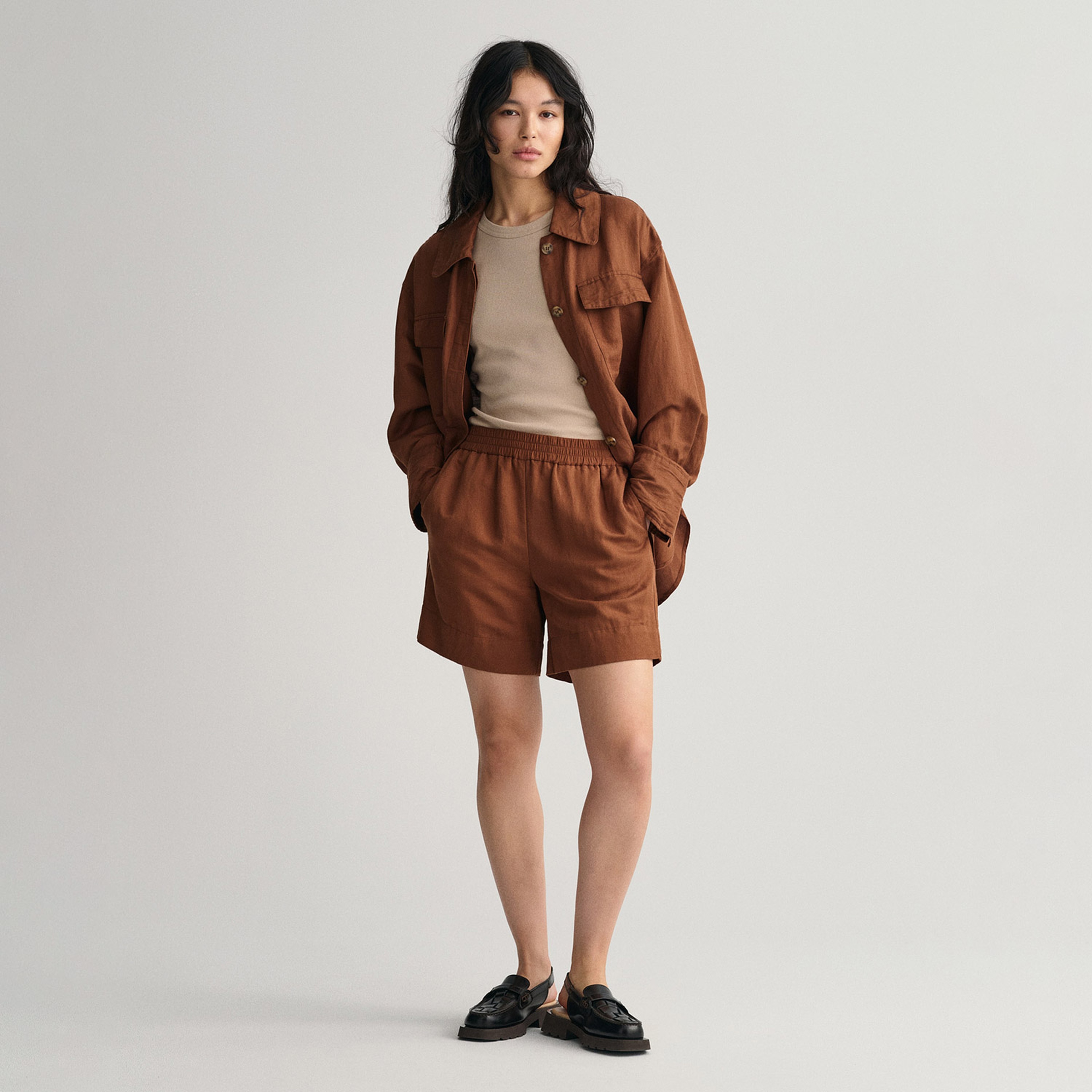 GANT Kadın Kahverengi Relaxed Fit Şort