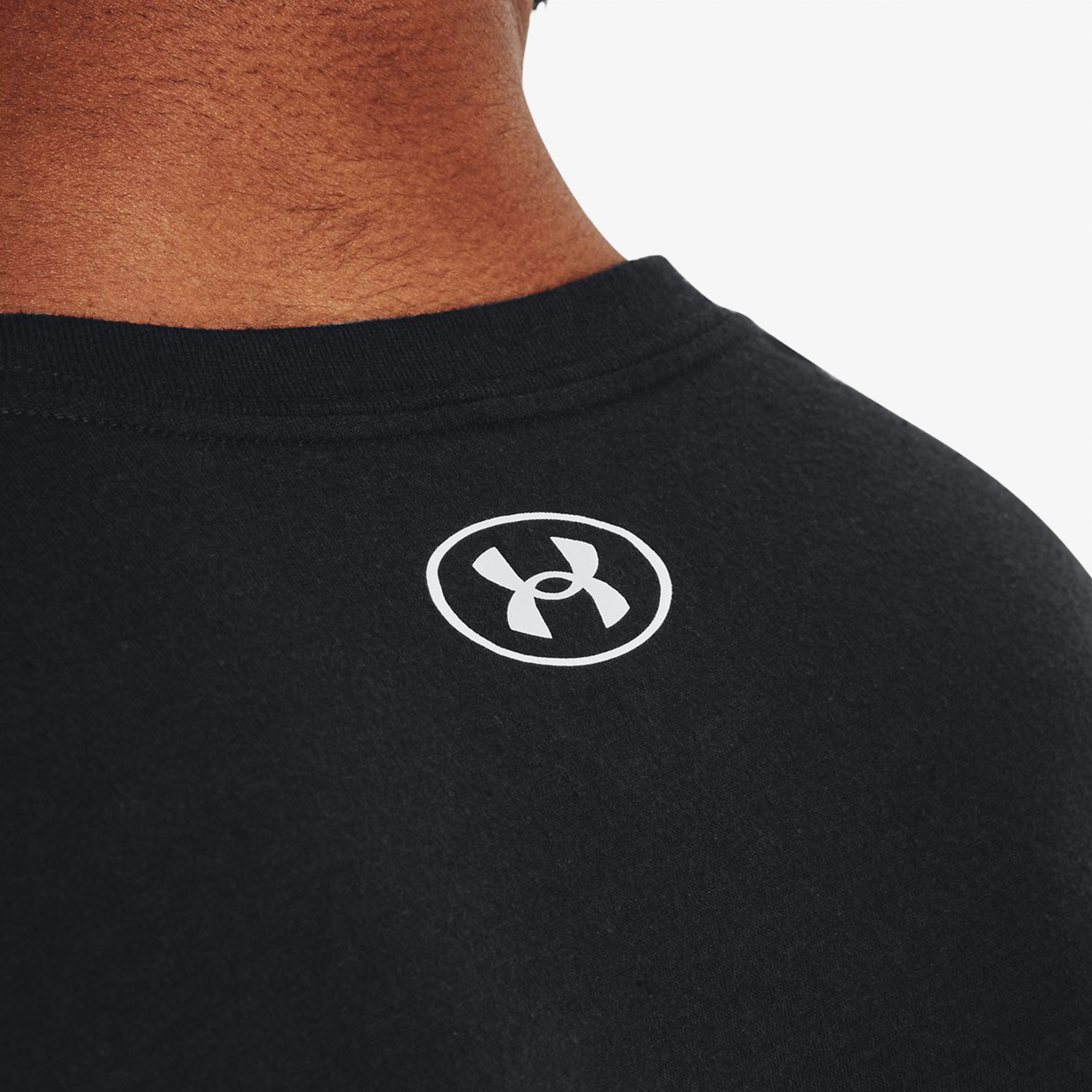 Under Armour Erkek Siyah T-Shirt