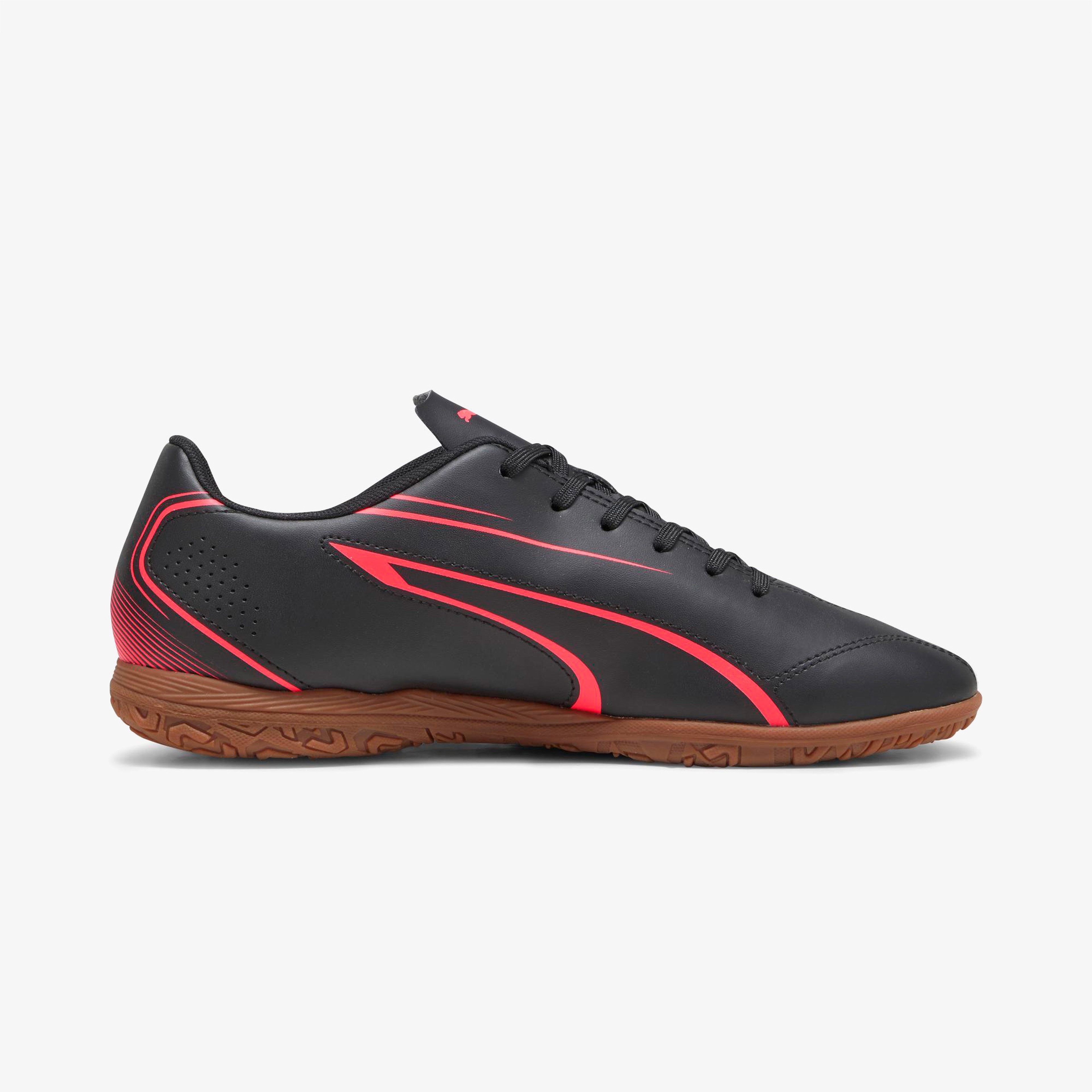Puma Vitoria Erkek Siyah Halı Saha Kramponu