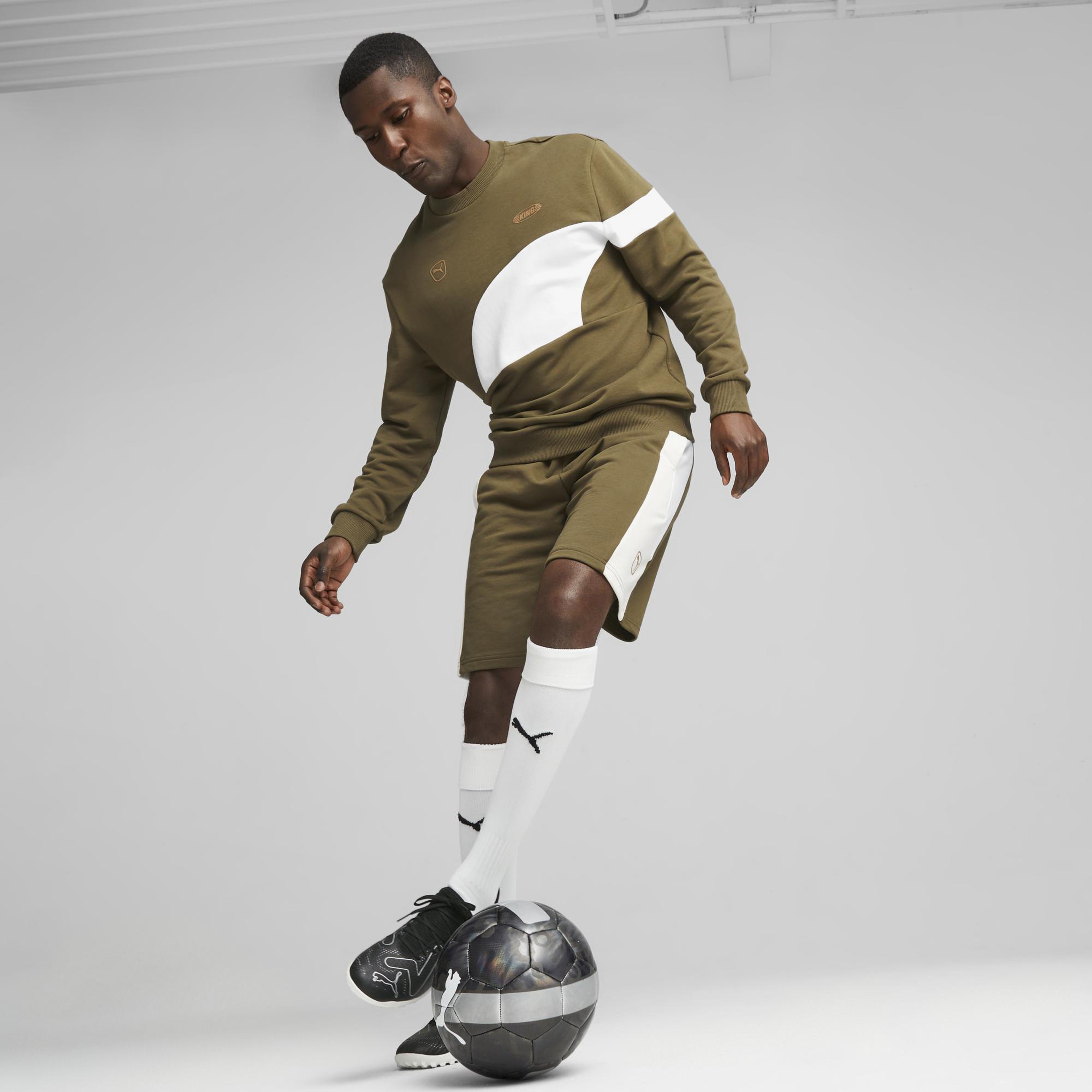 Puma Future Play Tt Erkek Siyah Halı Saha Kramponu