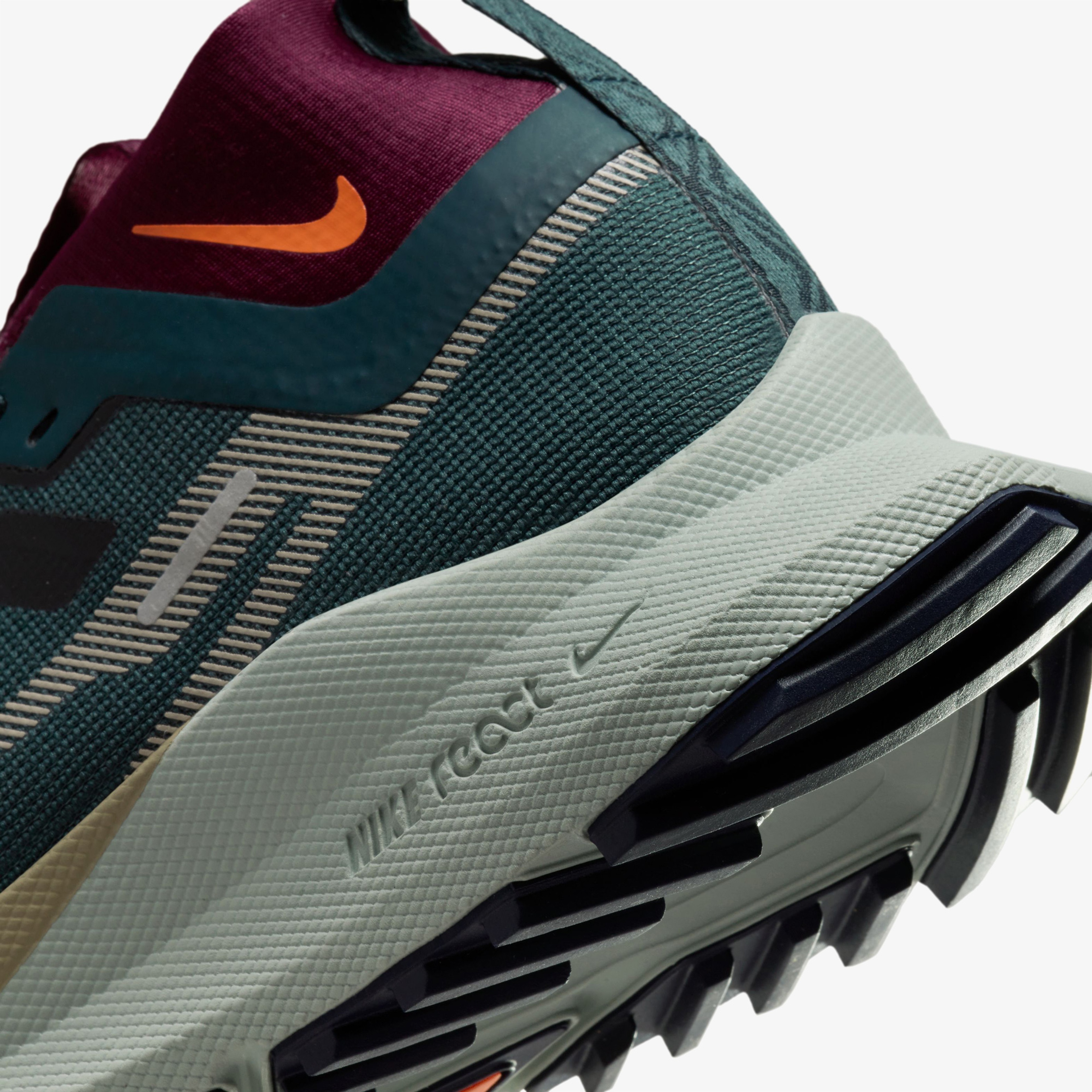 Nike React Pegasus Trail 4 Gore-Tex Kadın Siyah Koşu Ayakkabısı