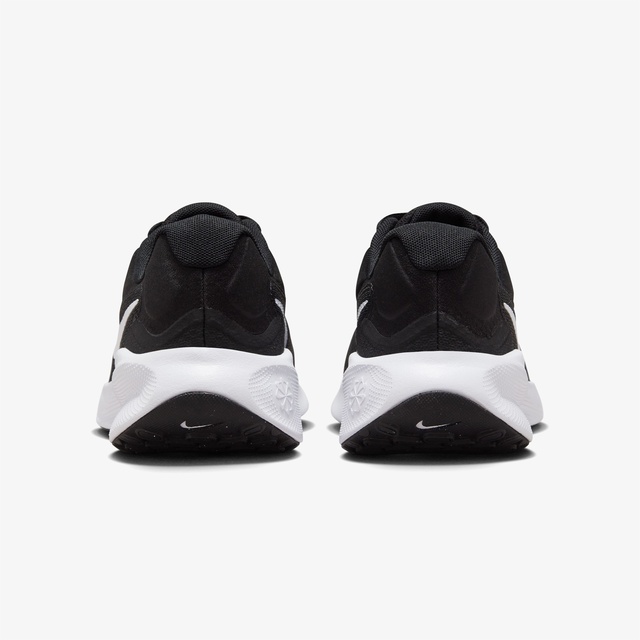 Nike Siyah Nike Revolution 7