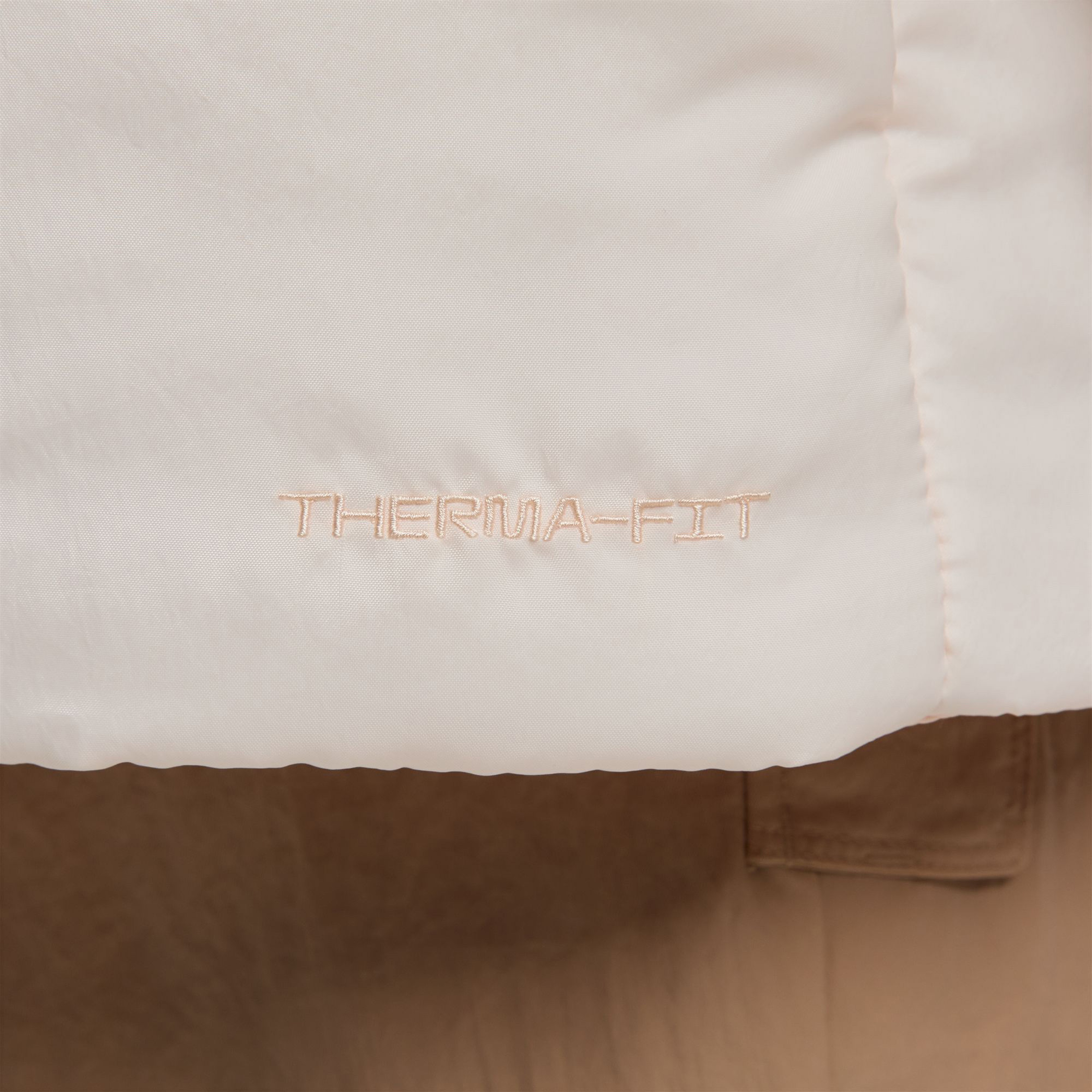 Nike Sportswear Therma Fit Classic Vest Kadın Krem Yelek