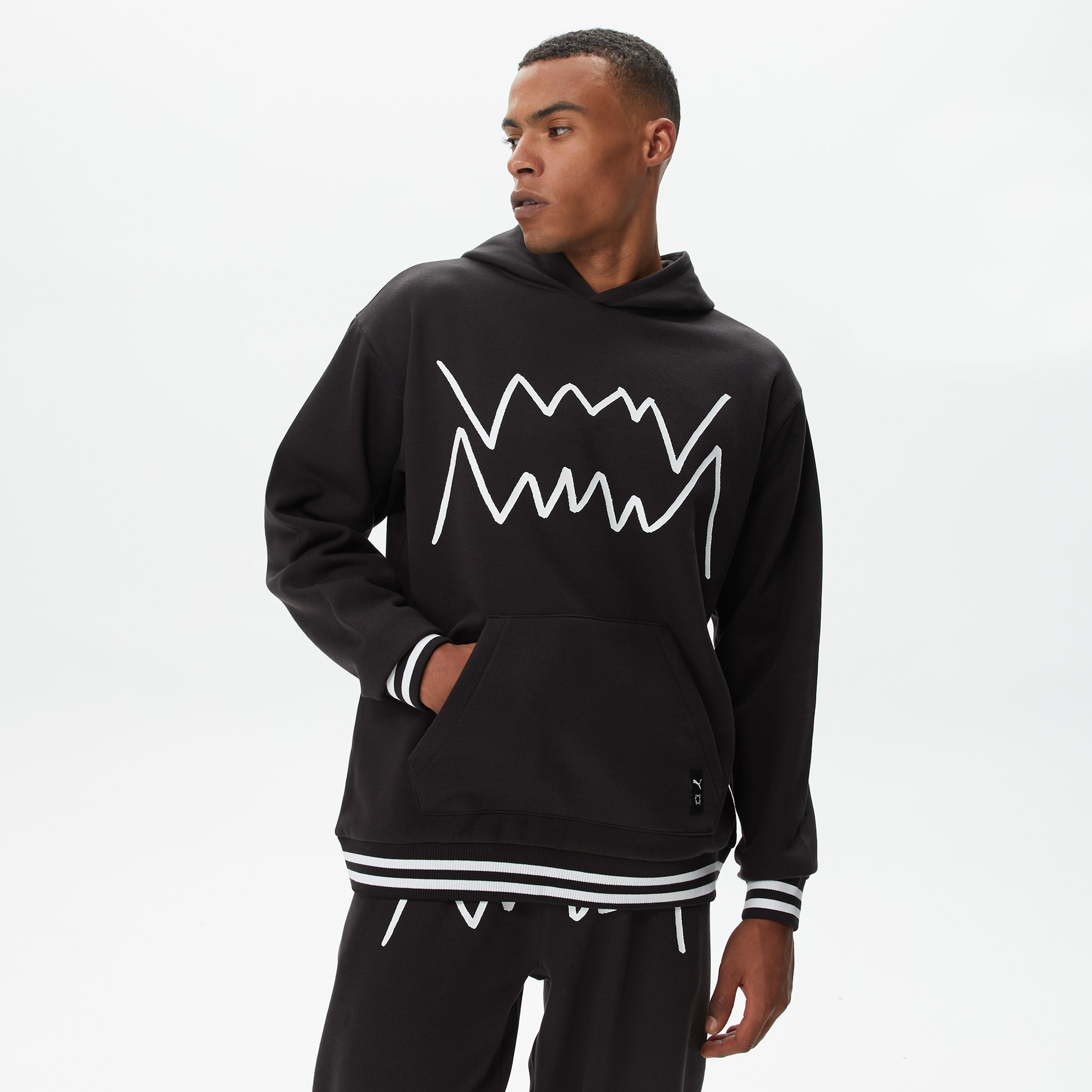 Puma Franchise Core Erkek Siyah Hoodie