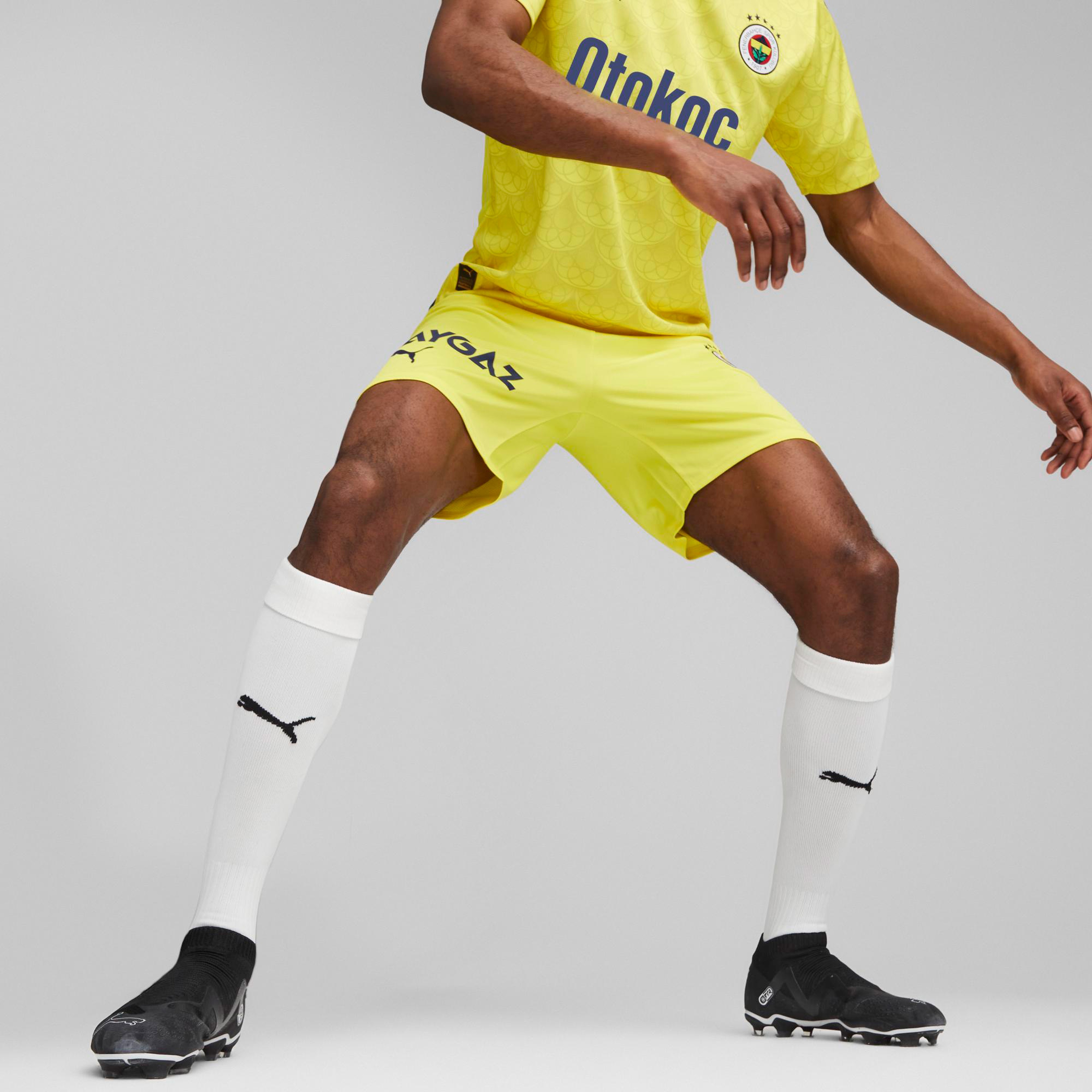 Puma Erkek Sarı Şort