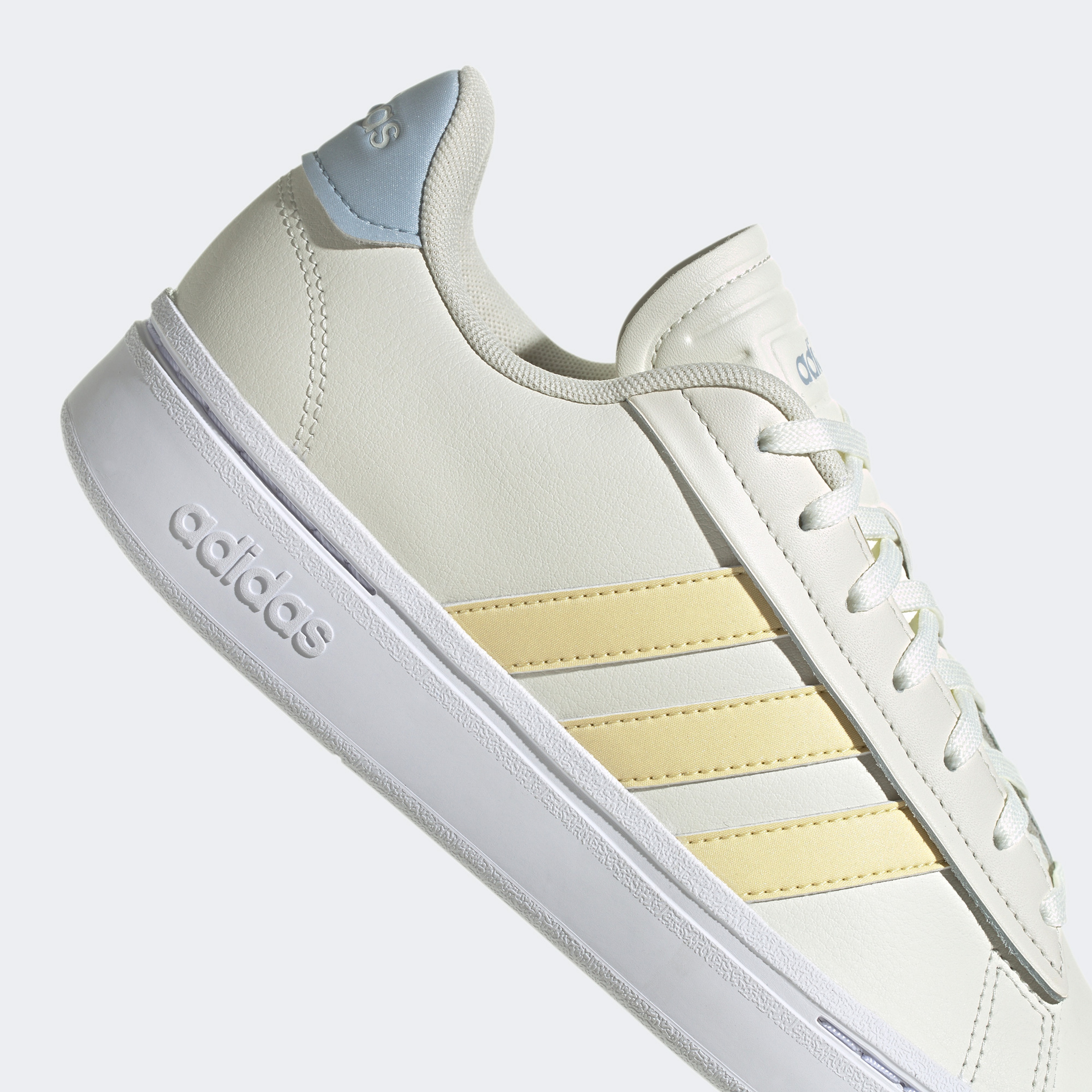 adidas Grand Court Alpha Kadın Beyaz Günlük Spor Ayakkabı