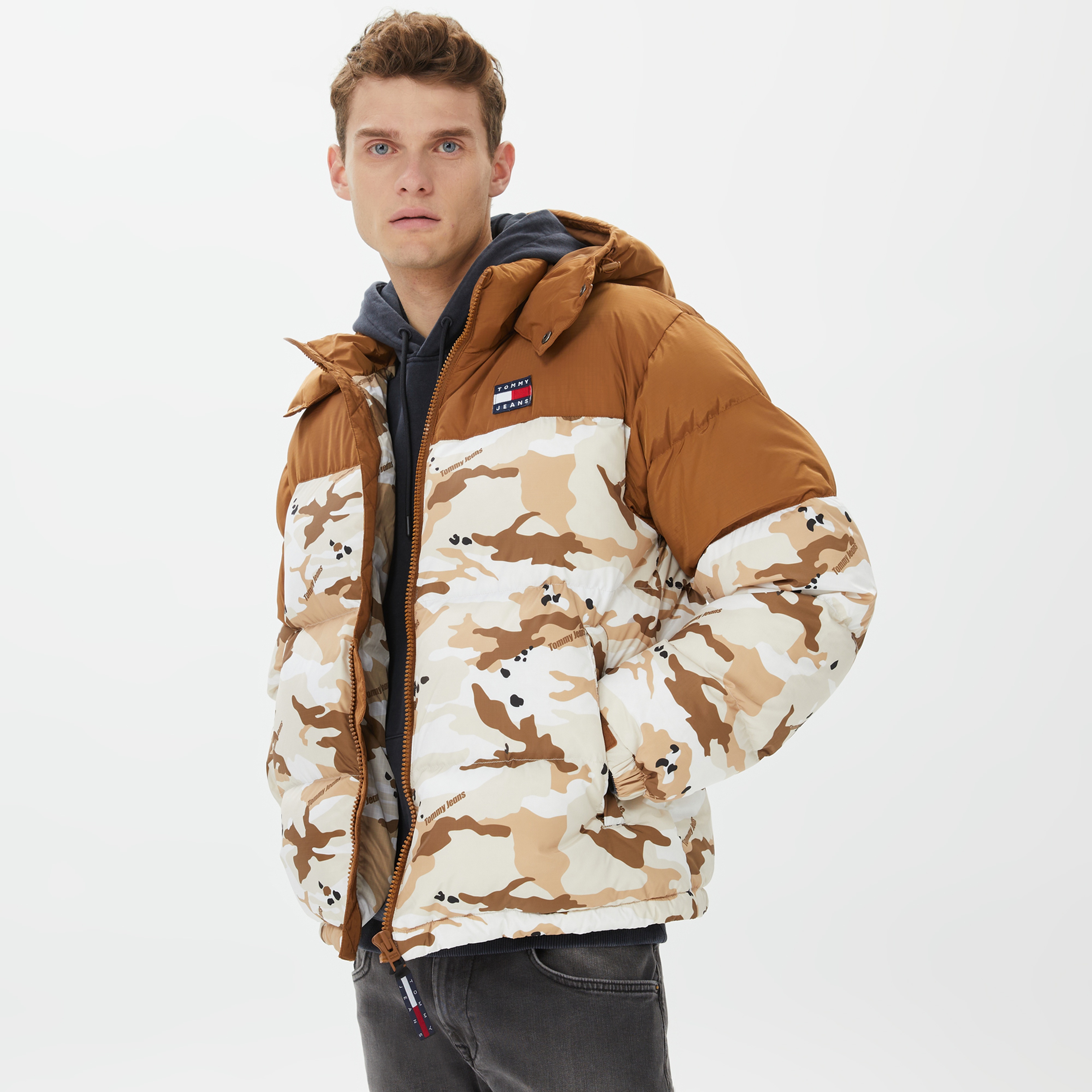 Tommy Hilfiger Aop Alaska Puffer Erkek Kahverengi Mont