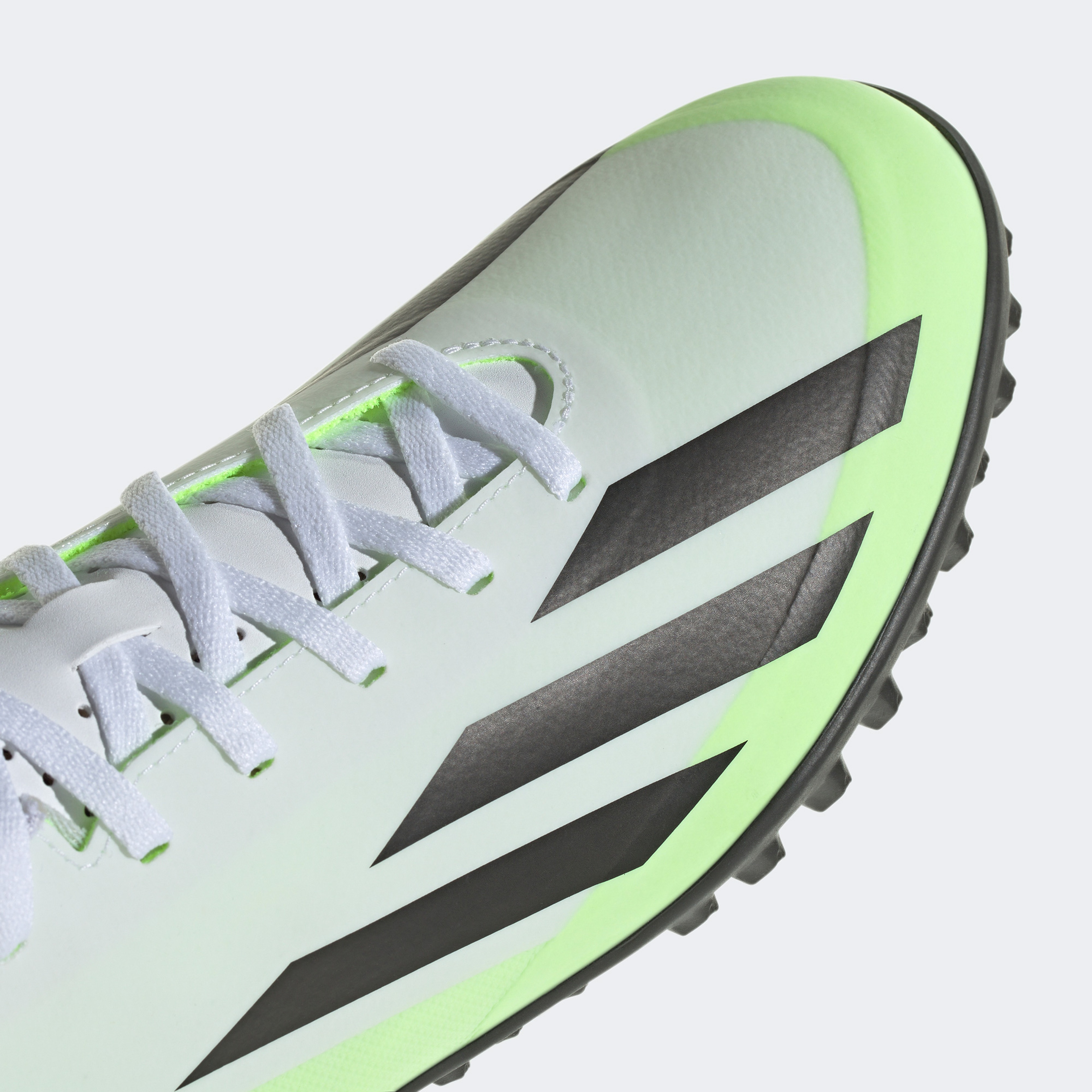 adidas X Crazyfast.4 Erkek Beyaz Halı Saha Kramponu