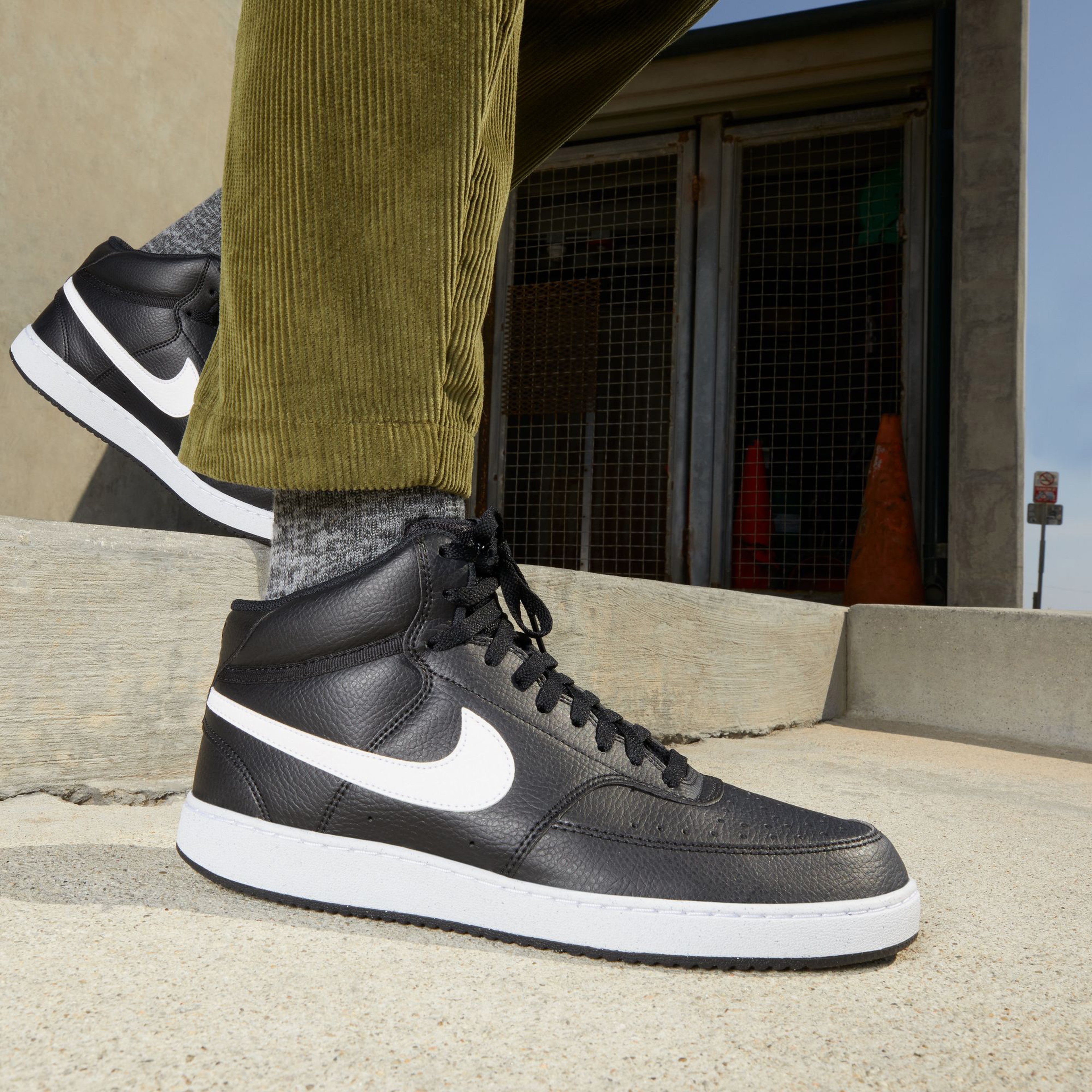 Nike Court Vision Mid Erkek Siyah Günlük Spor Ayakkabı
